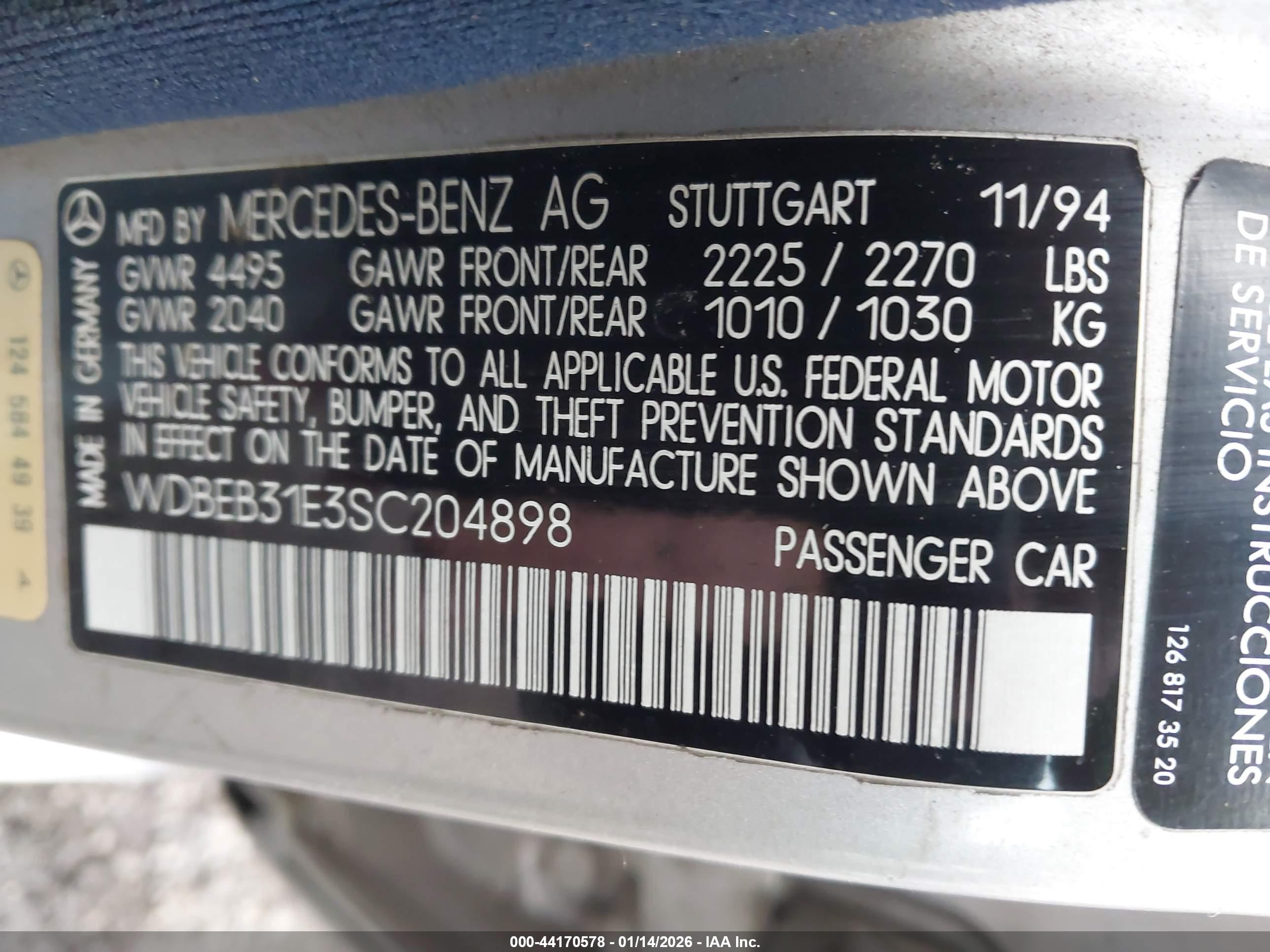 MERCEDES-BENZ E image 9