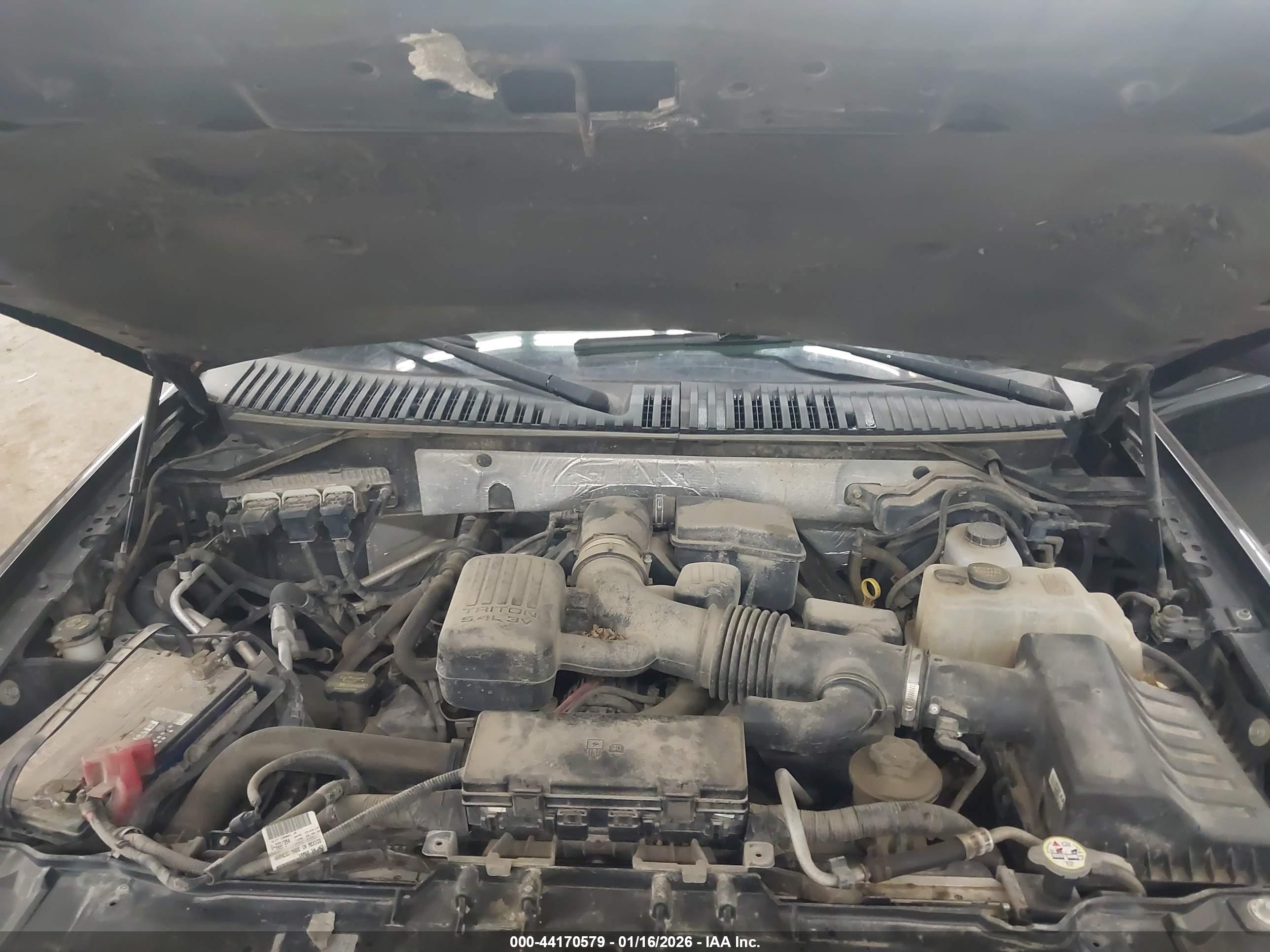 FORD EXPEDITION image 10
