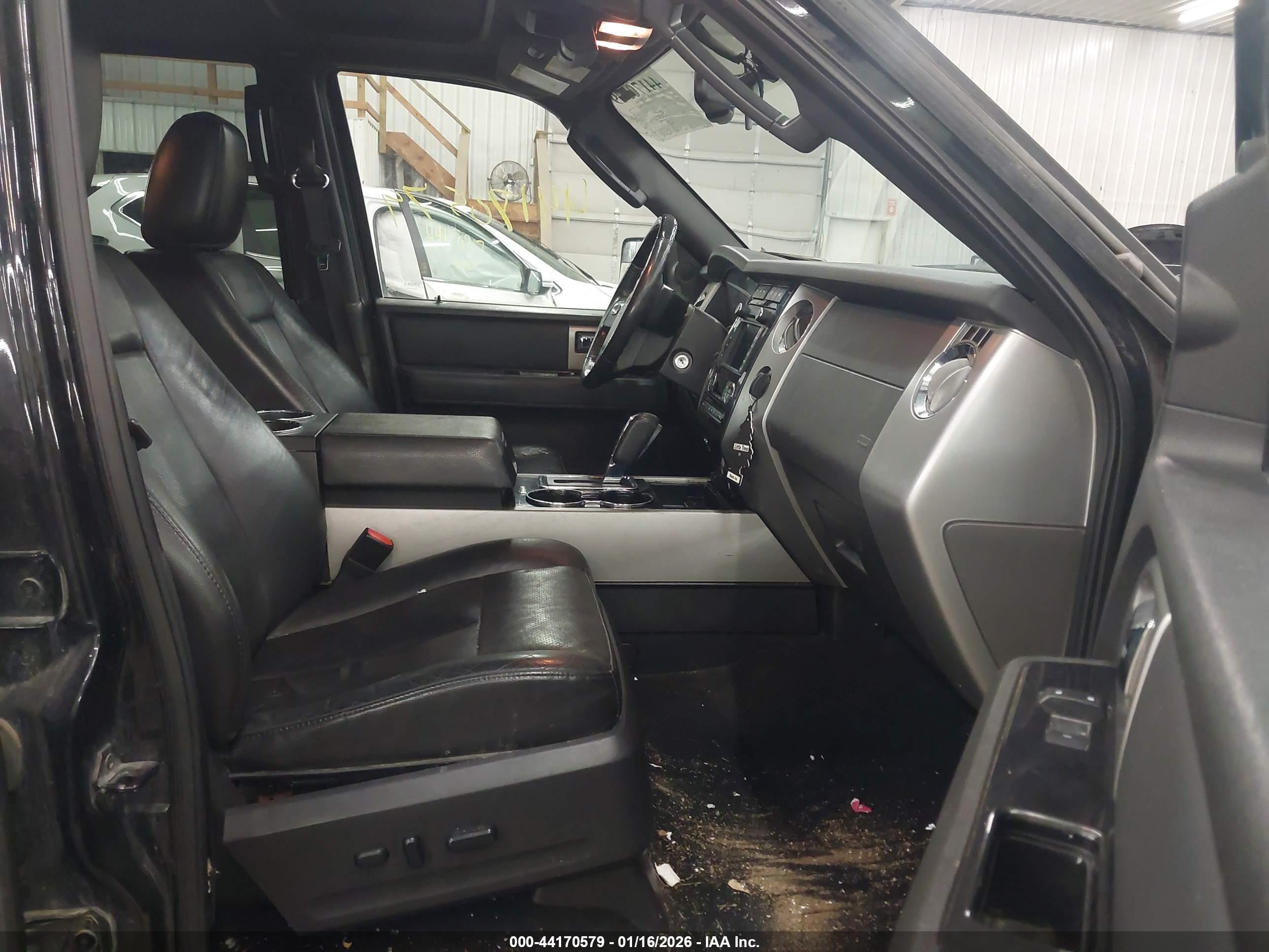 FORD EXPEDITION image 5