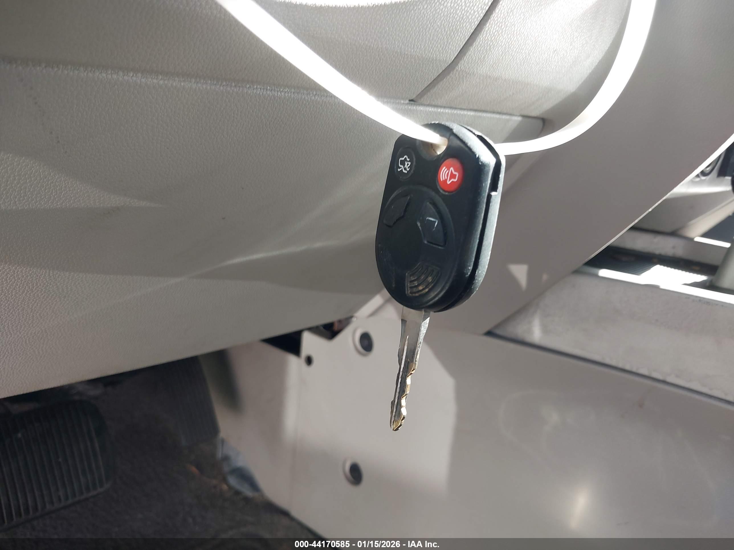 FORD ESCAPE image 11