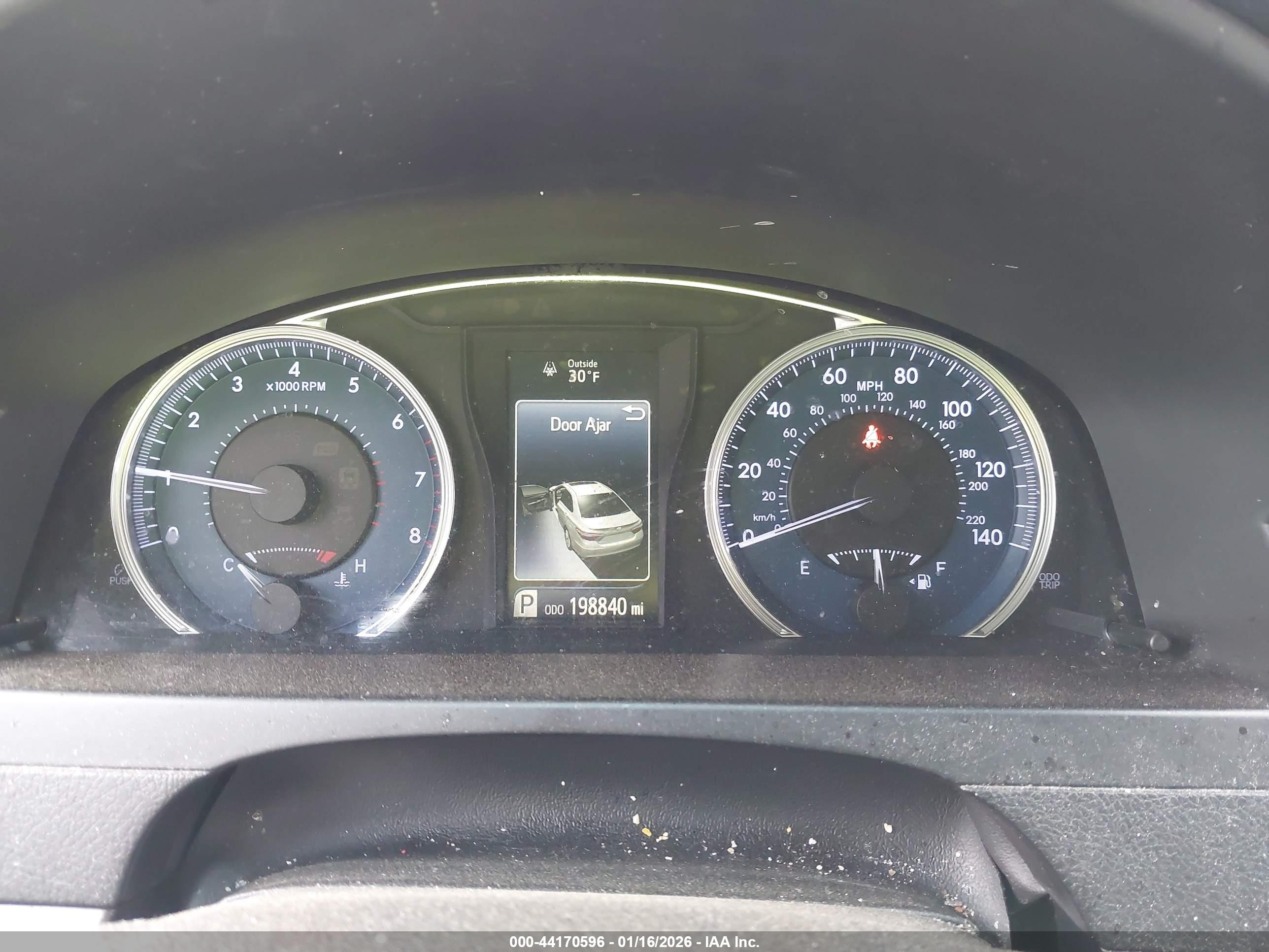 TOYOTA CAMRY image 7