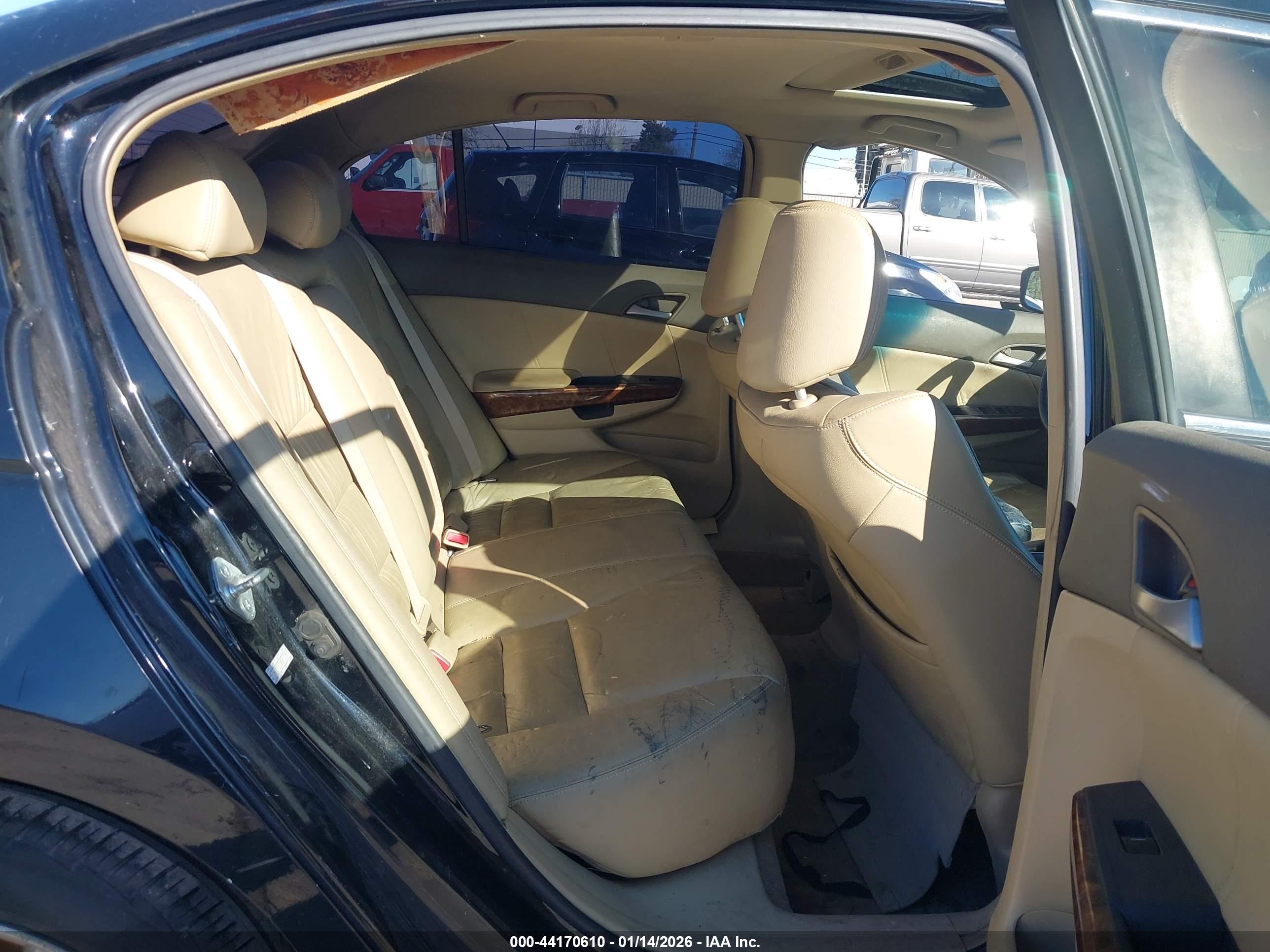 HONDA ACCORD image 8
