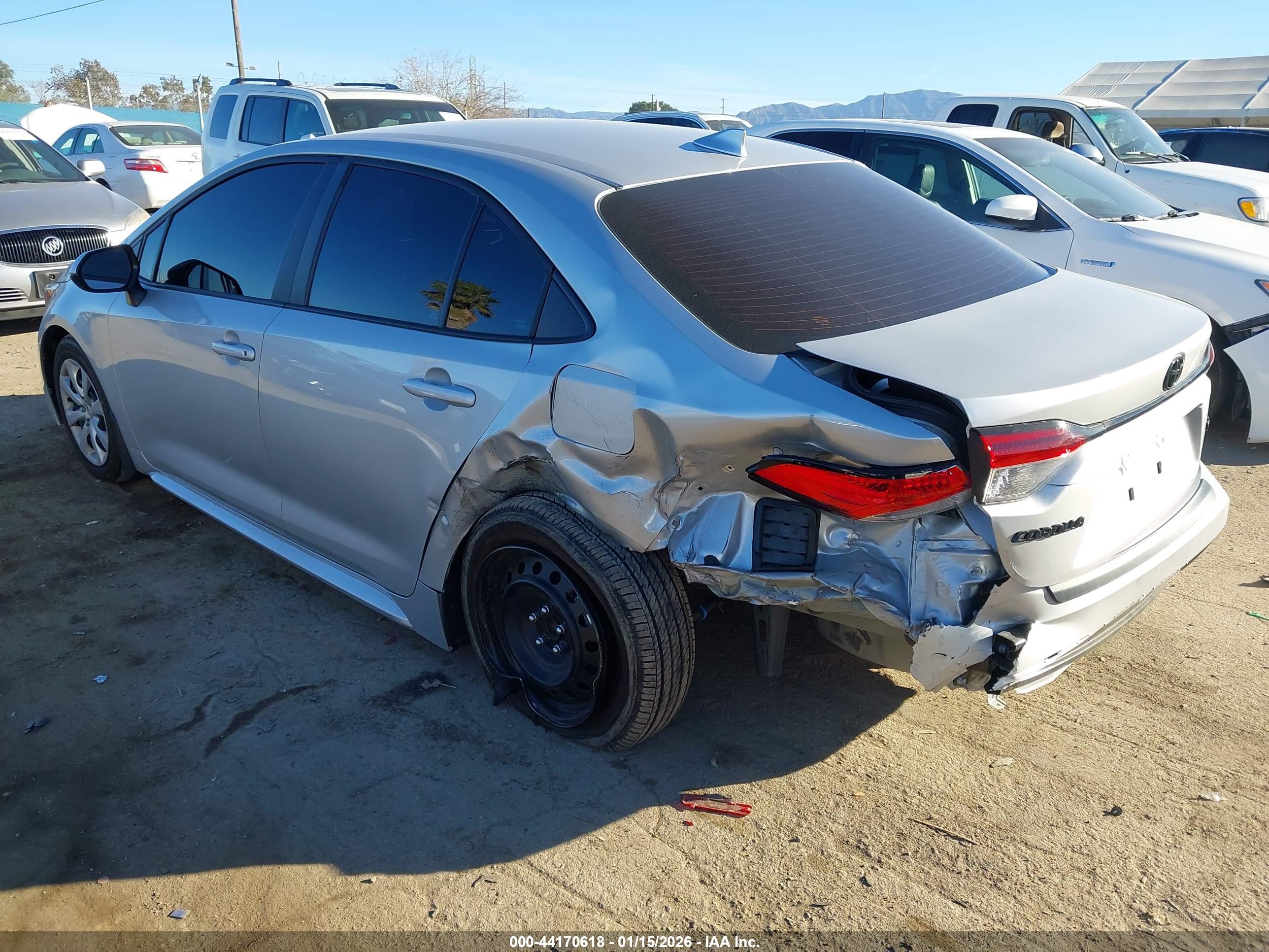 TOYOTA COROLLA image 3