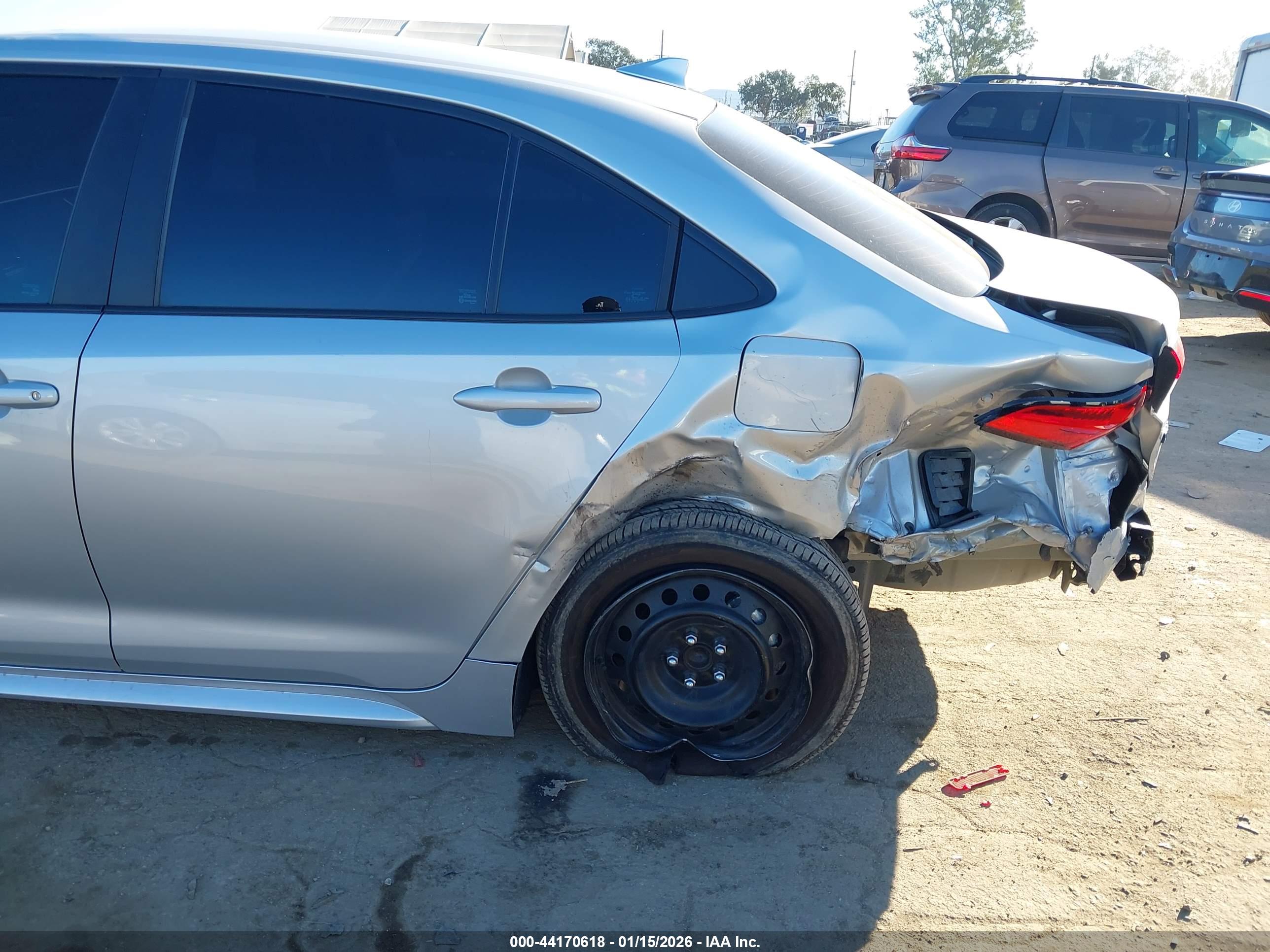 TOYOTA COROLLA image 6