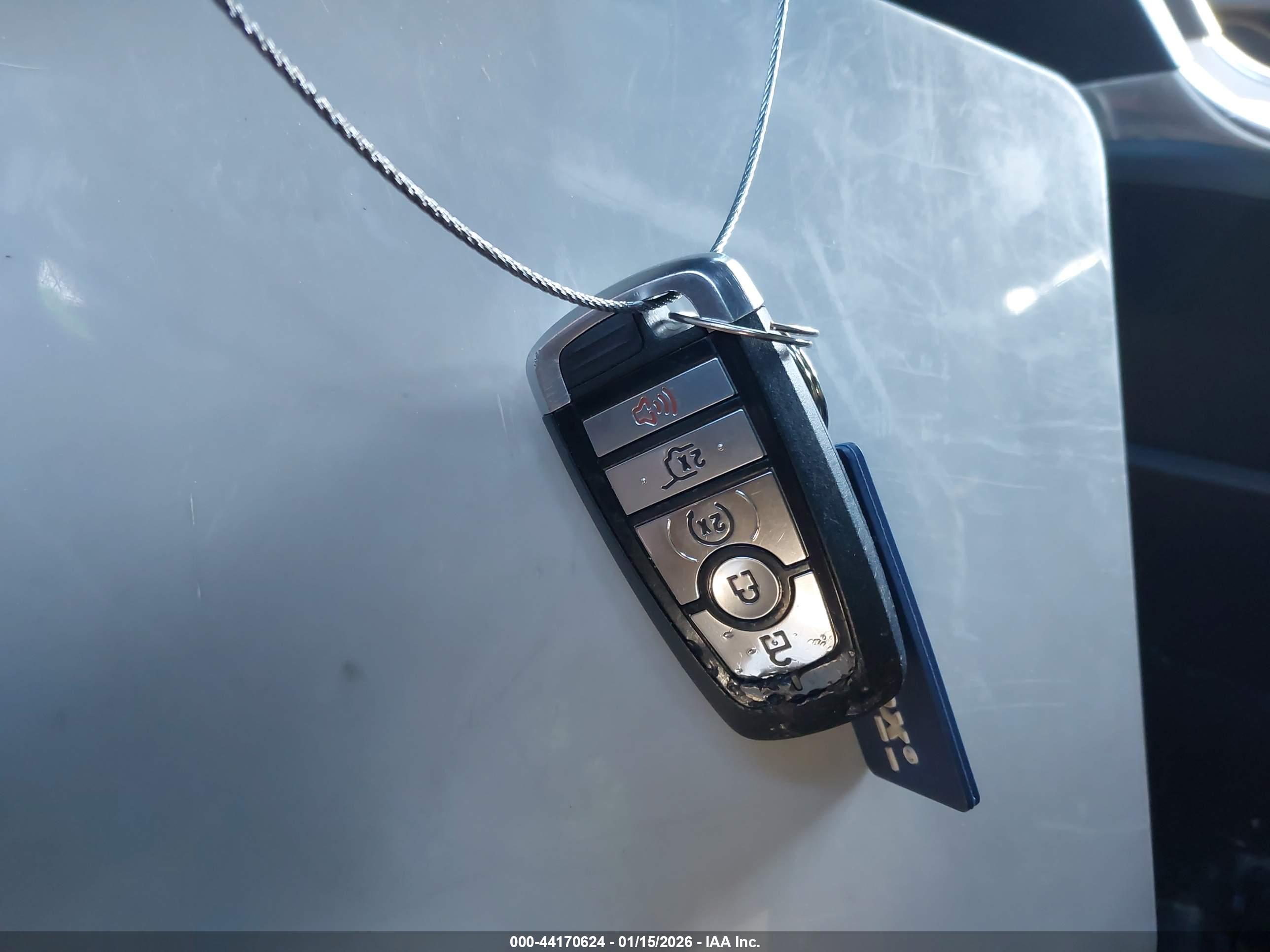 FORD EXPLORER image 11