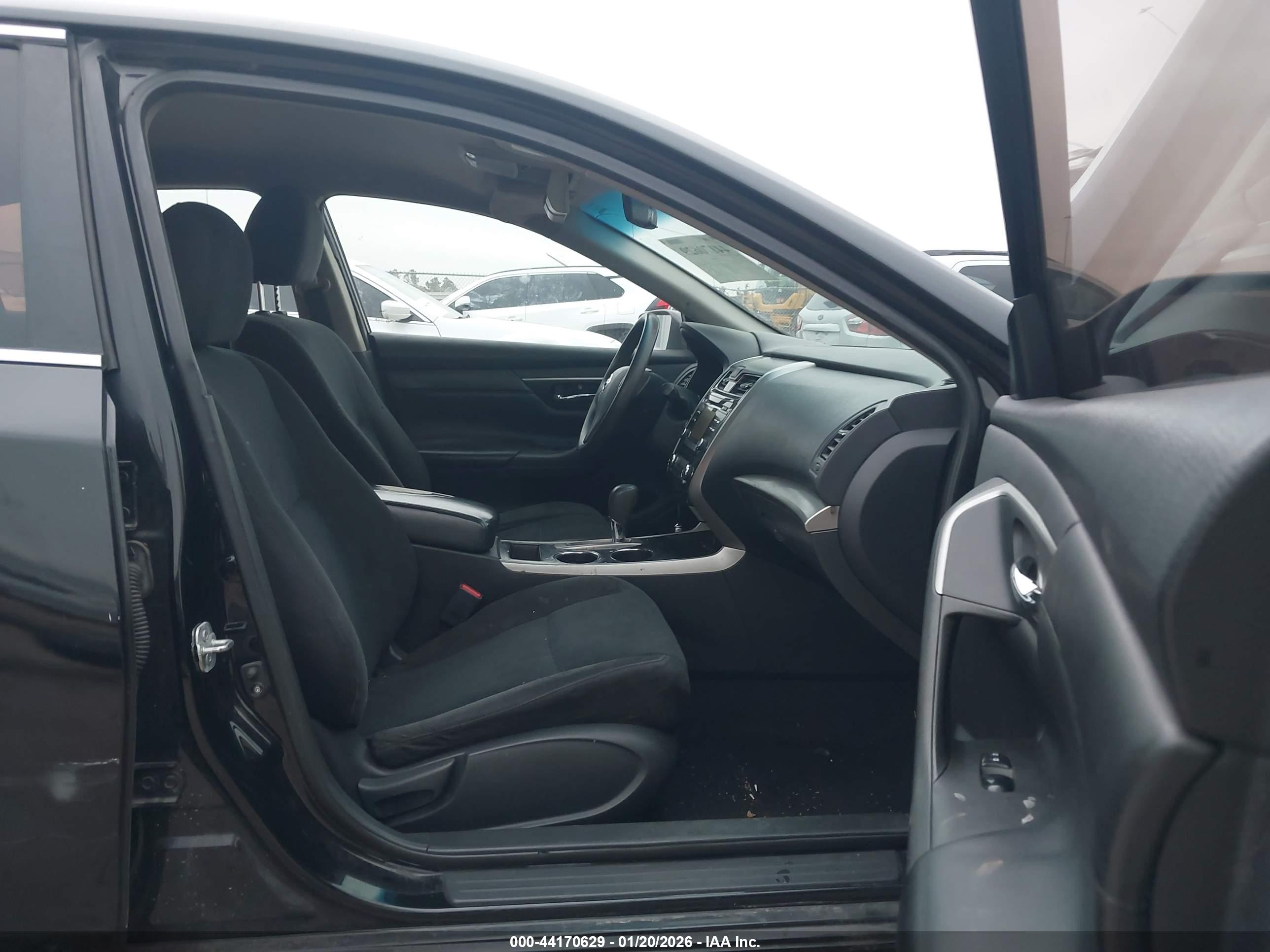 NISSAN ALTIMA image 5