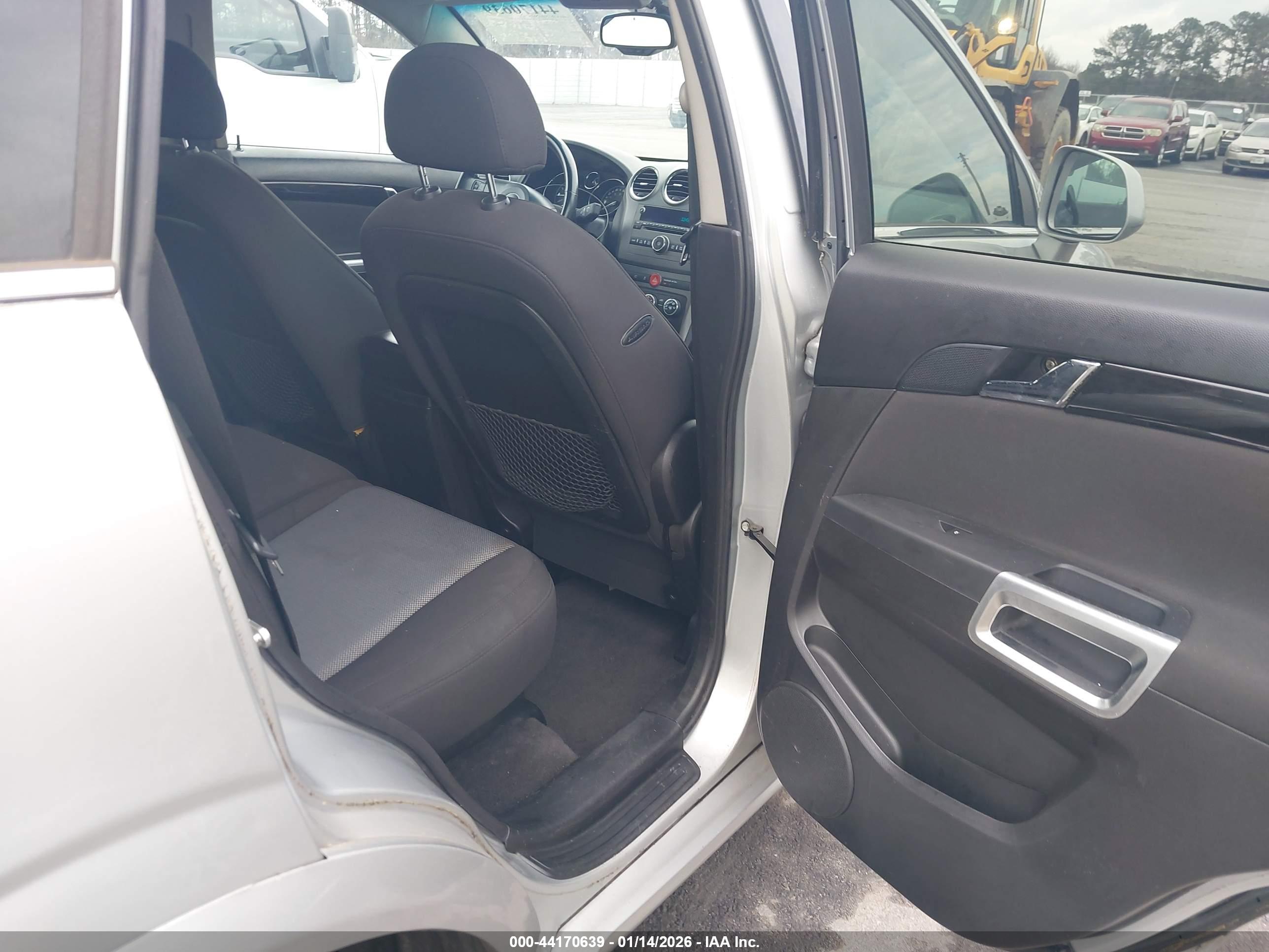 CHEVROLET CAPTIVA image 8
