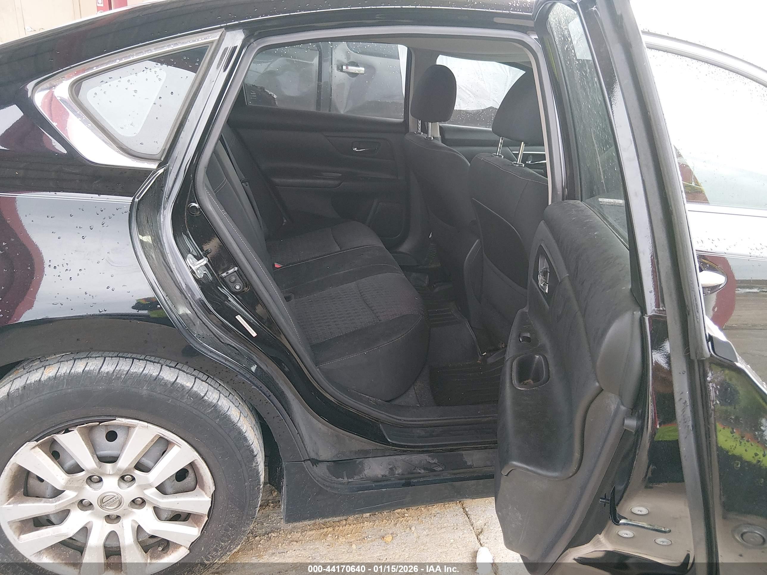 NISSAN ALTIMA image 8