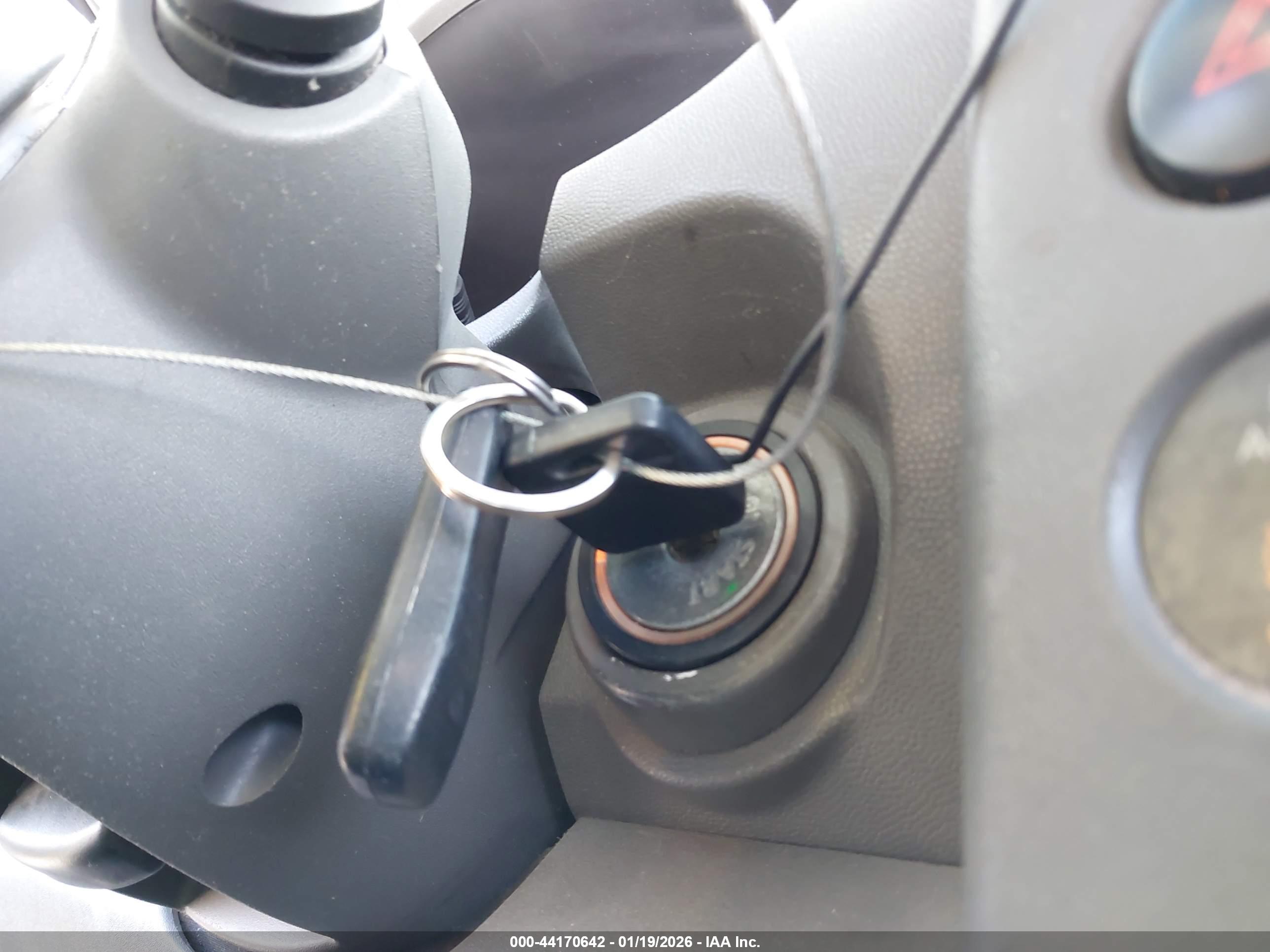 NISSAN FRONTIER image 11