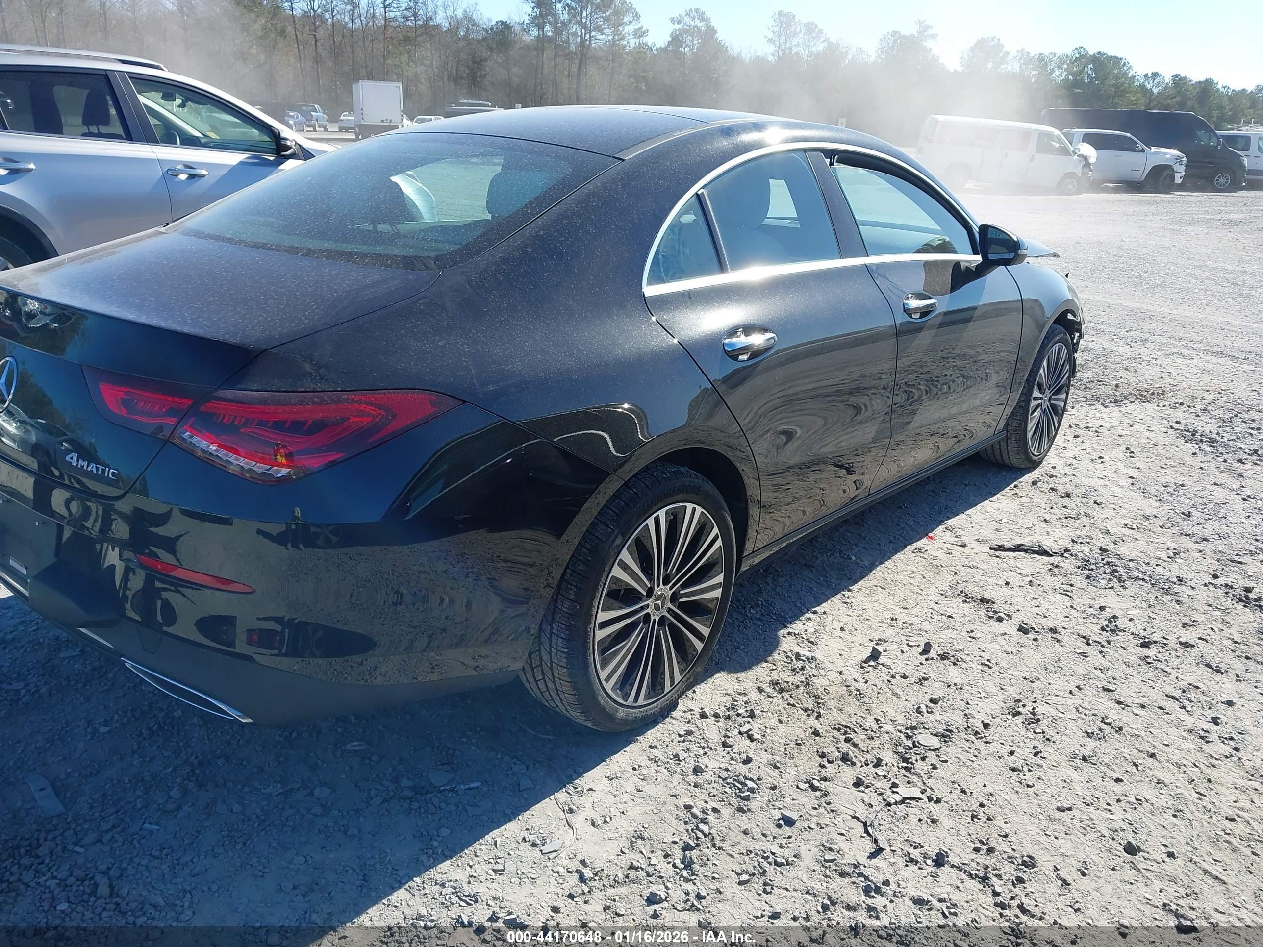 MERCEDES-BENZ CLA image 4