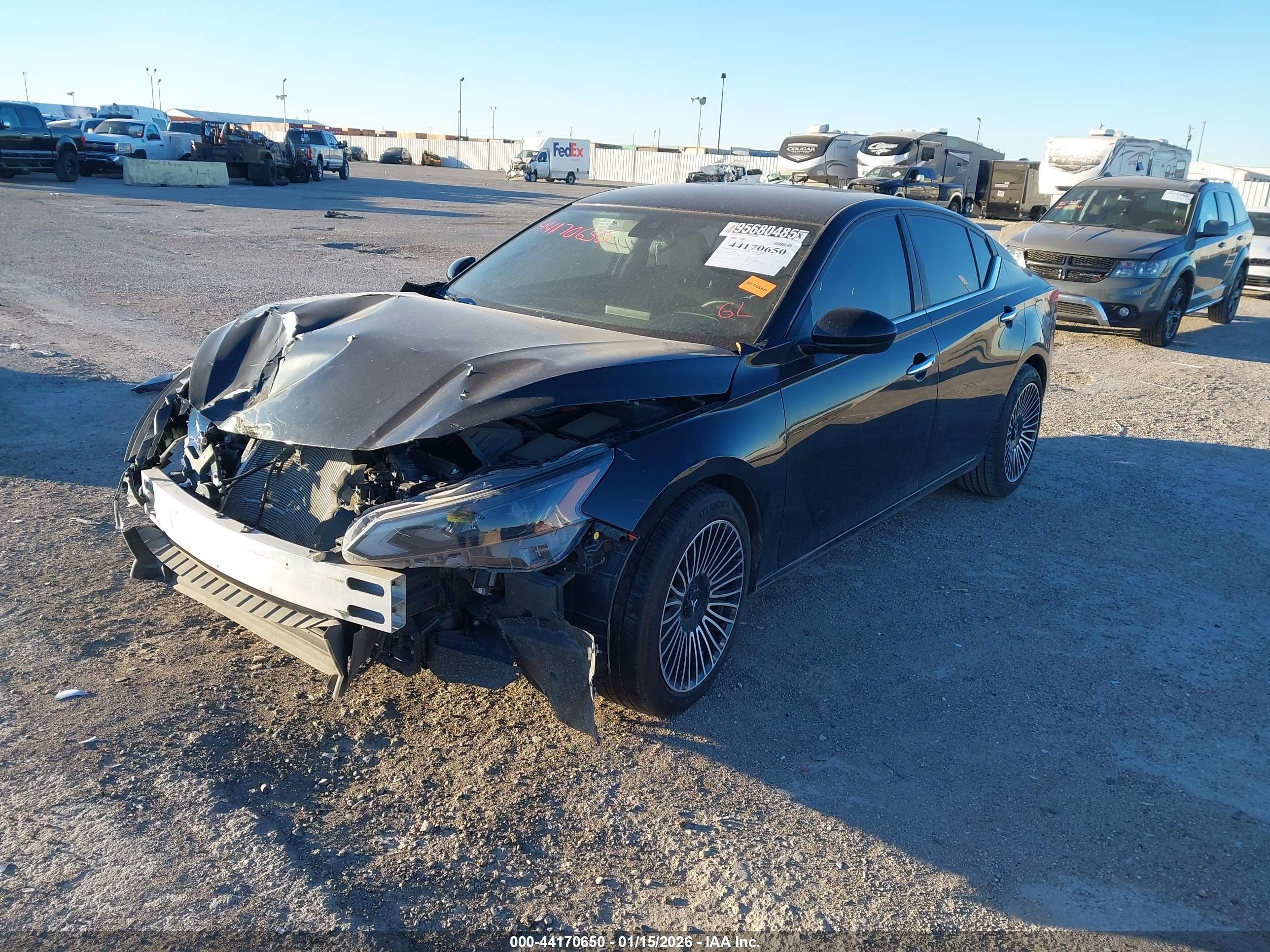 NISSAN ALTIMA image 2