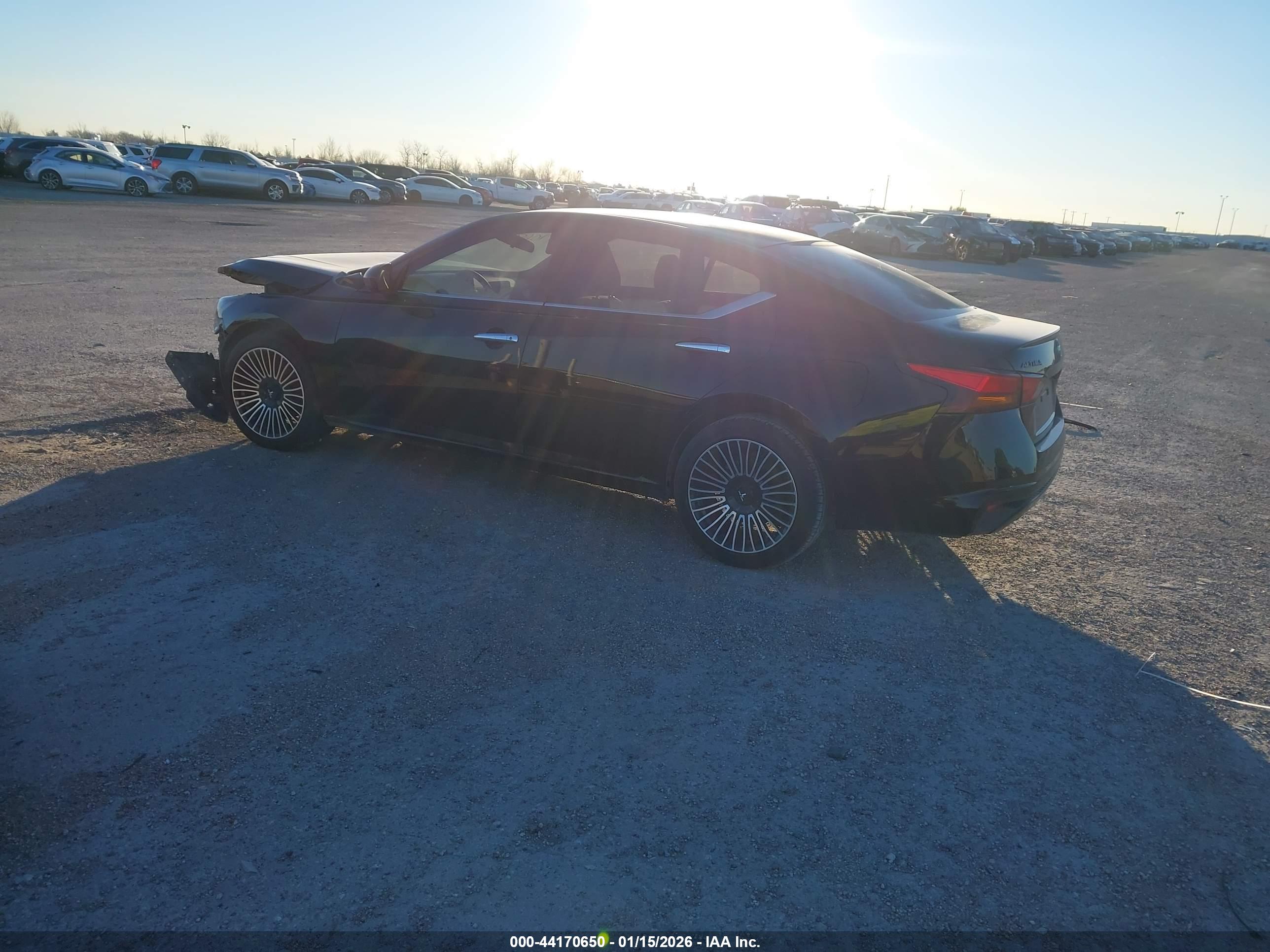 NISSAN ALTIMA image 3