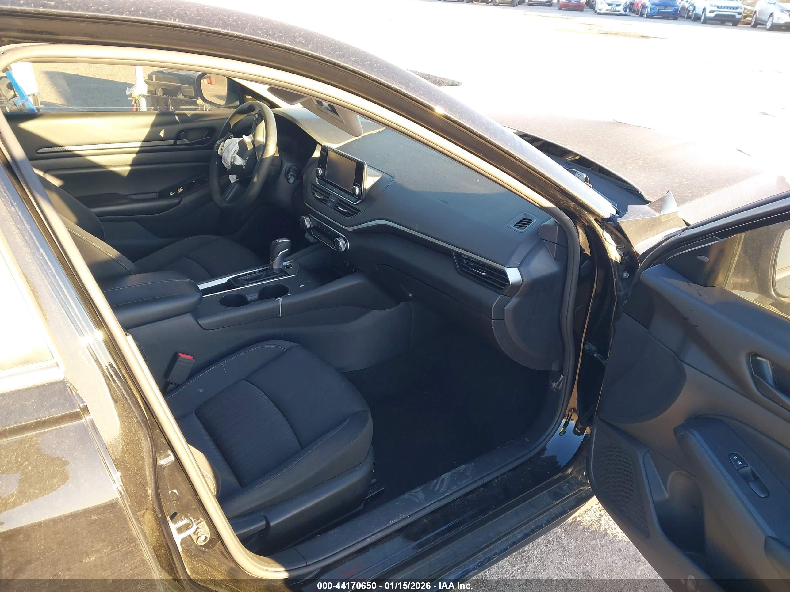 NISSAN ALTIMA image 5