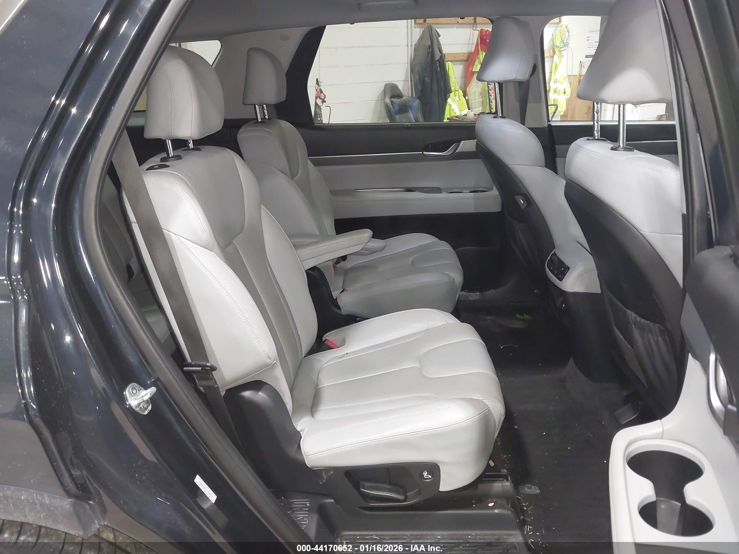 HYUNDAI PALISADE image 8