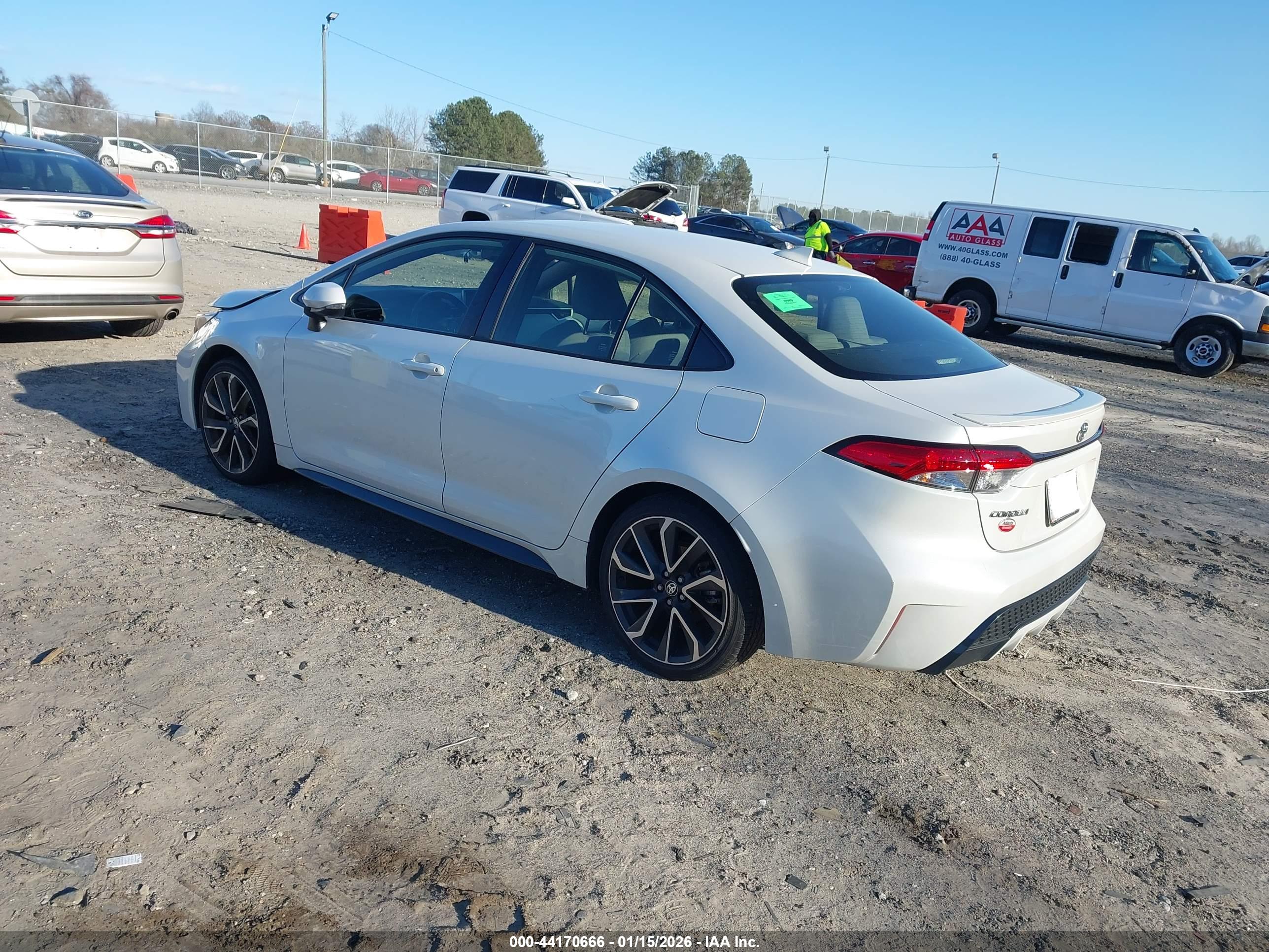 TOYOTA COROLLA image 3