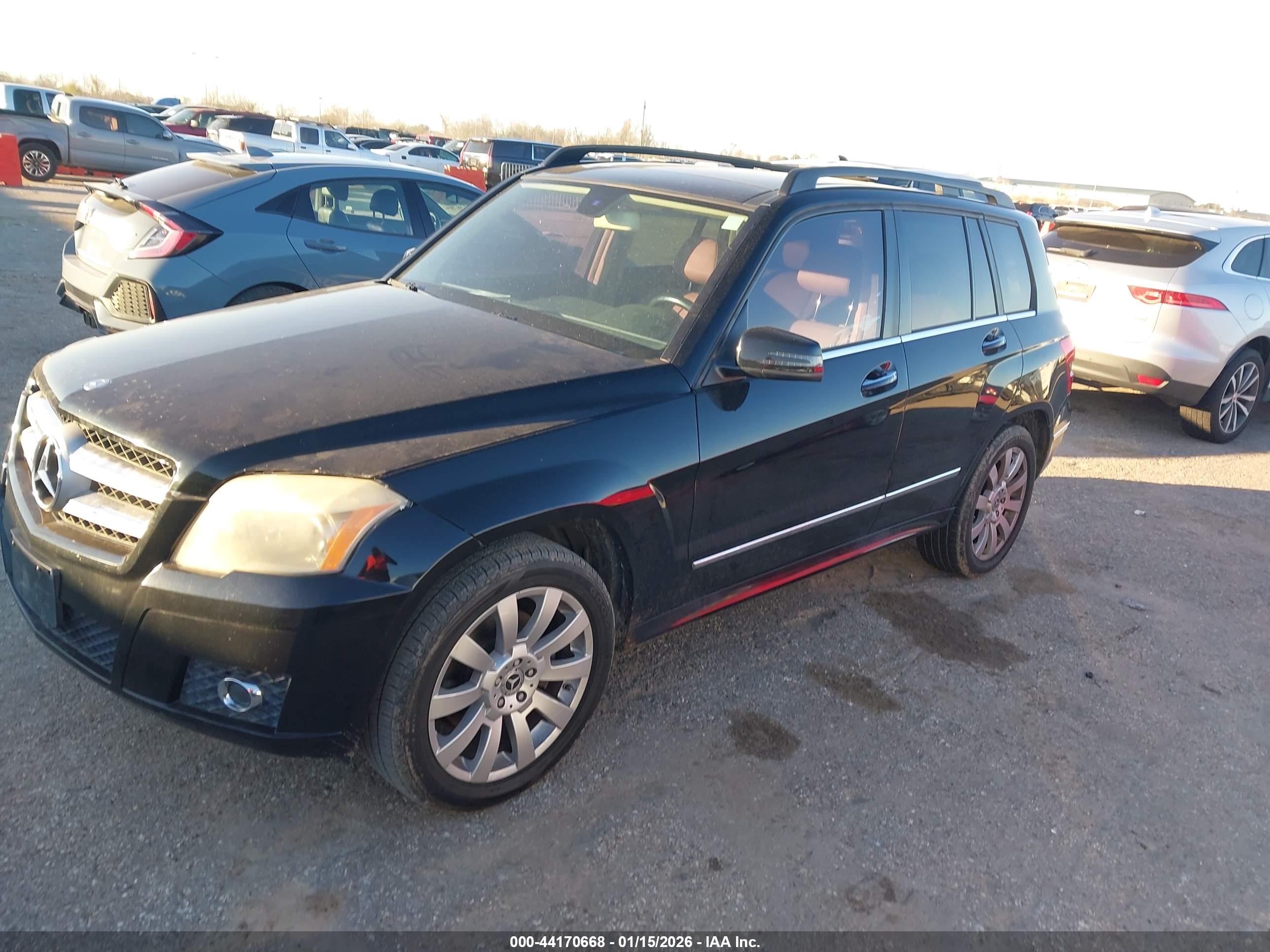 MERCEDES-BENZ GLK image 2