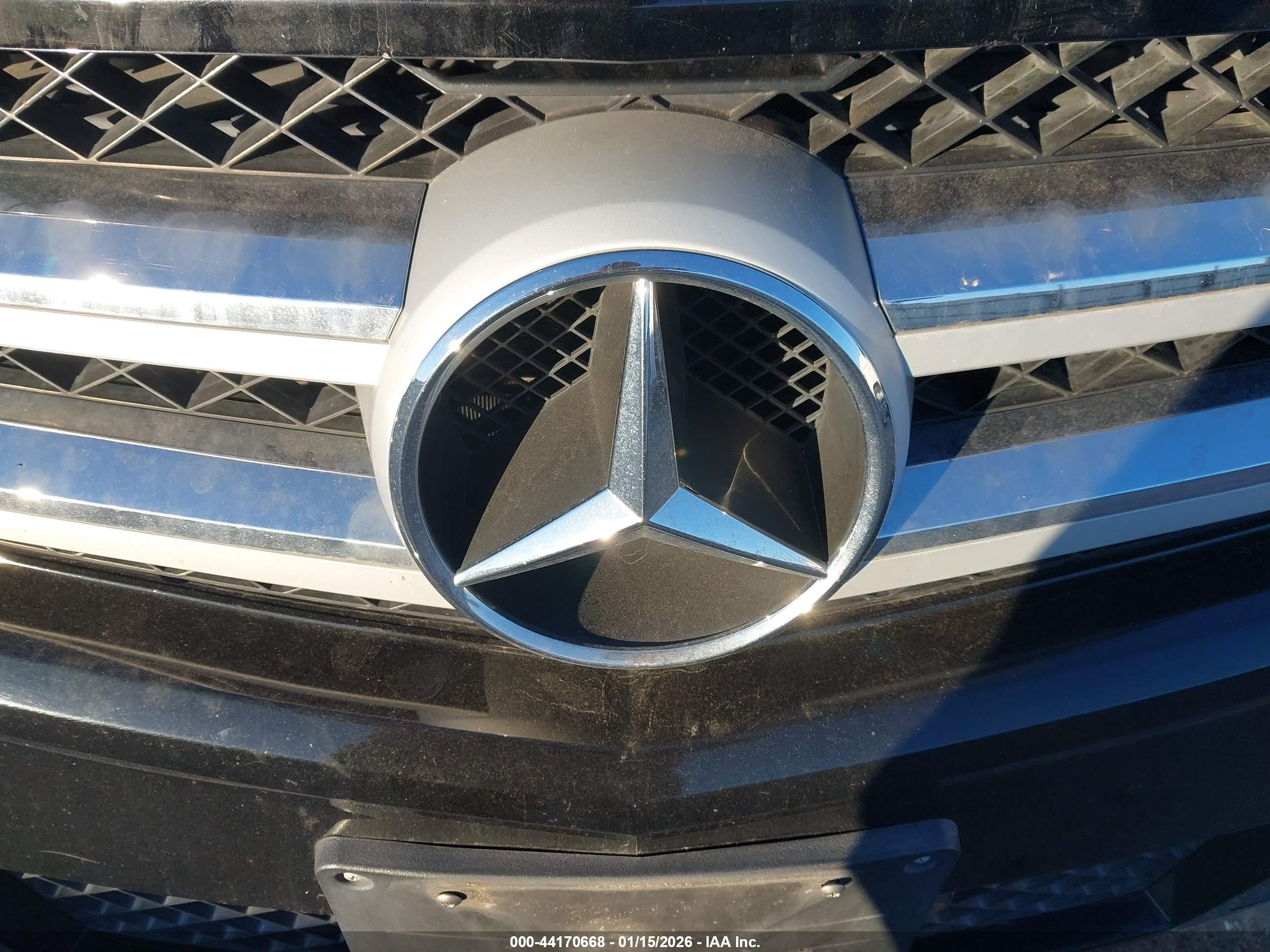 MERCEDES-BENZ GLK image 6