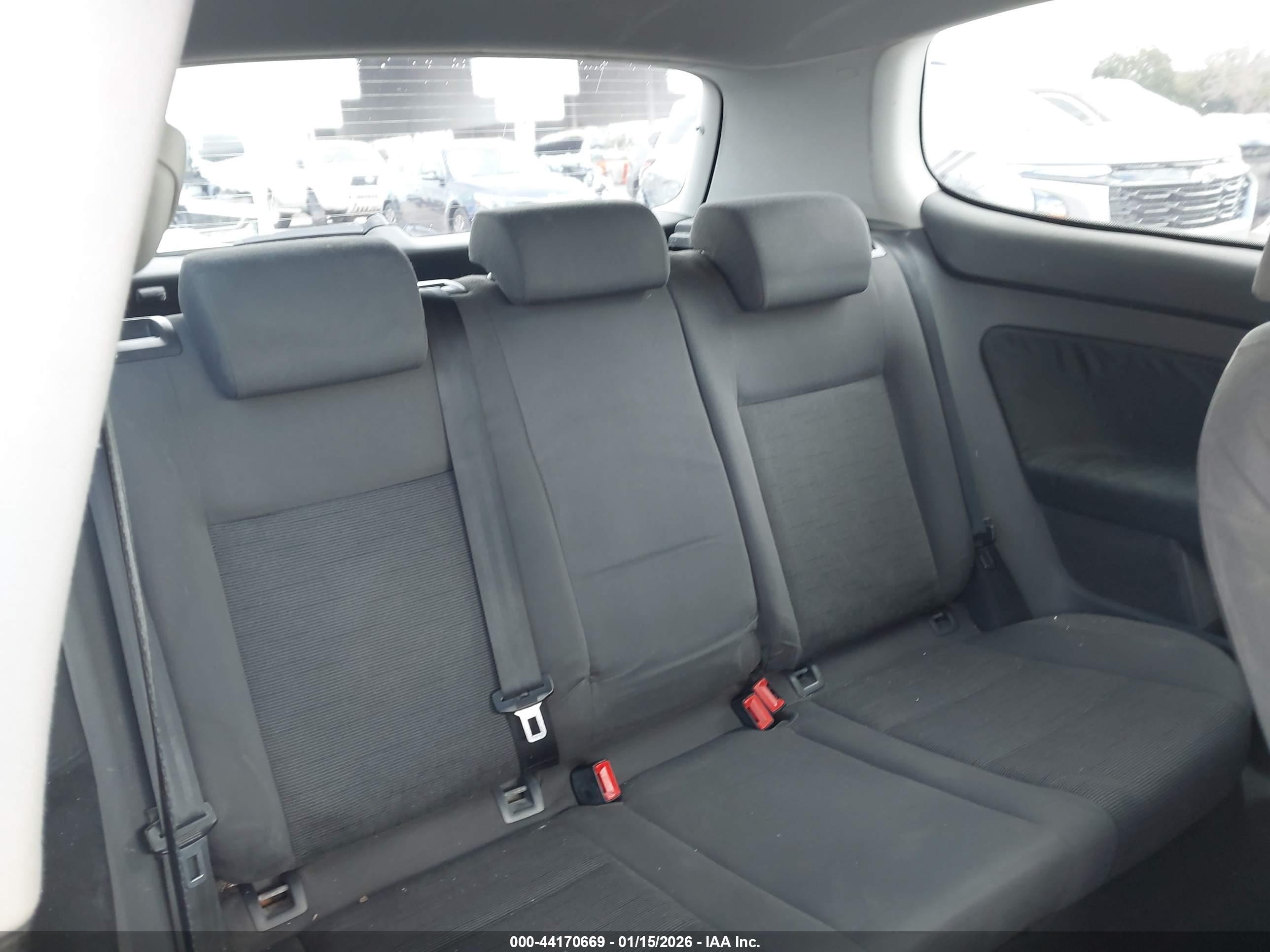 VOLKSWAGEN RABBIT image 8