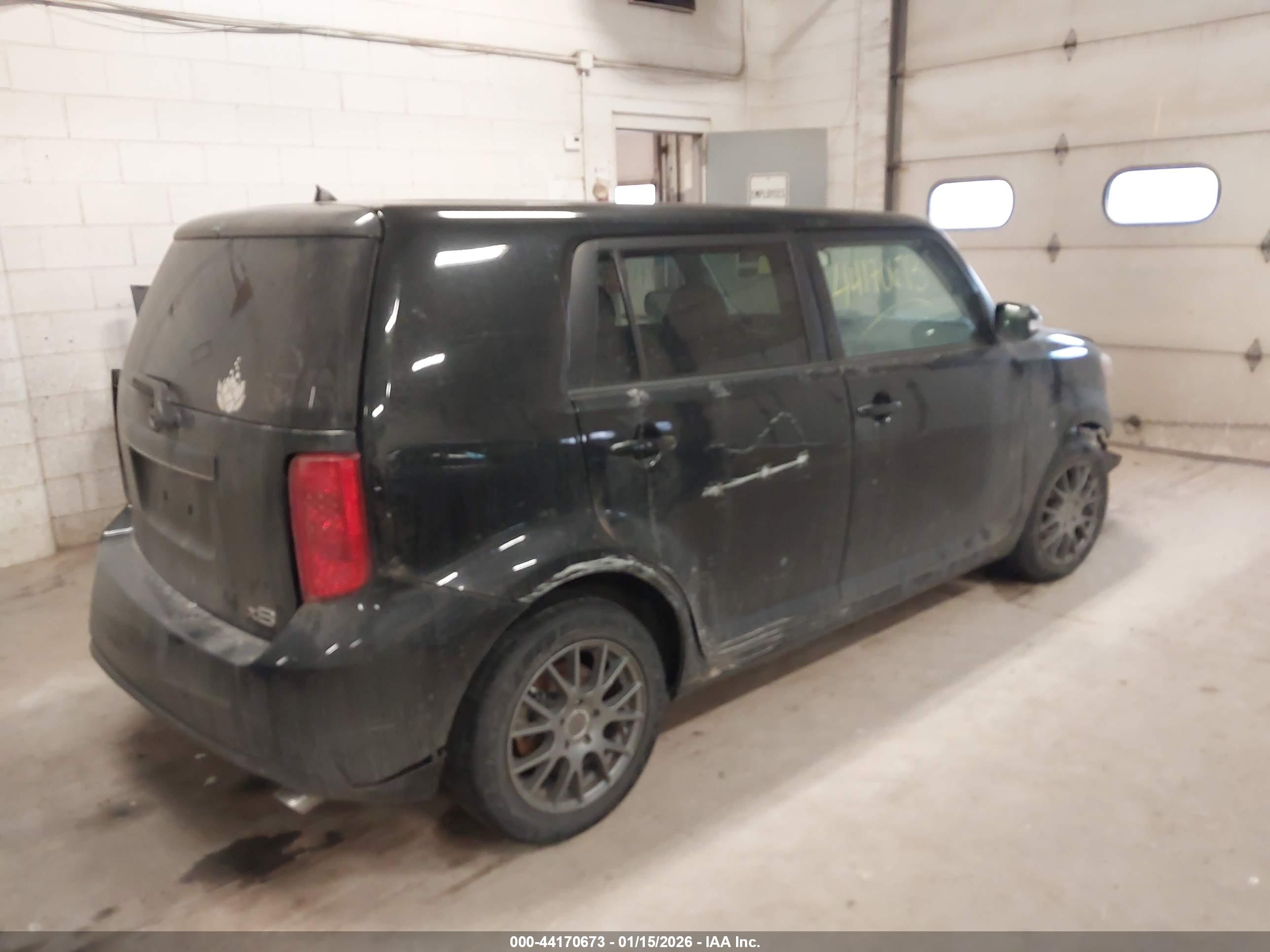 SCION XB image 4