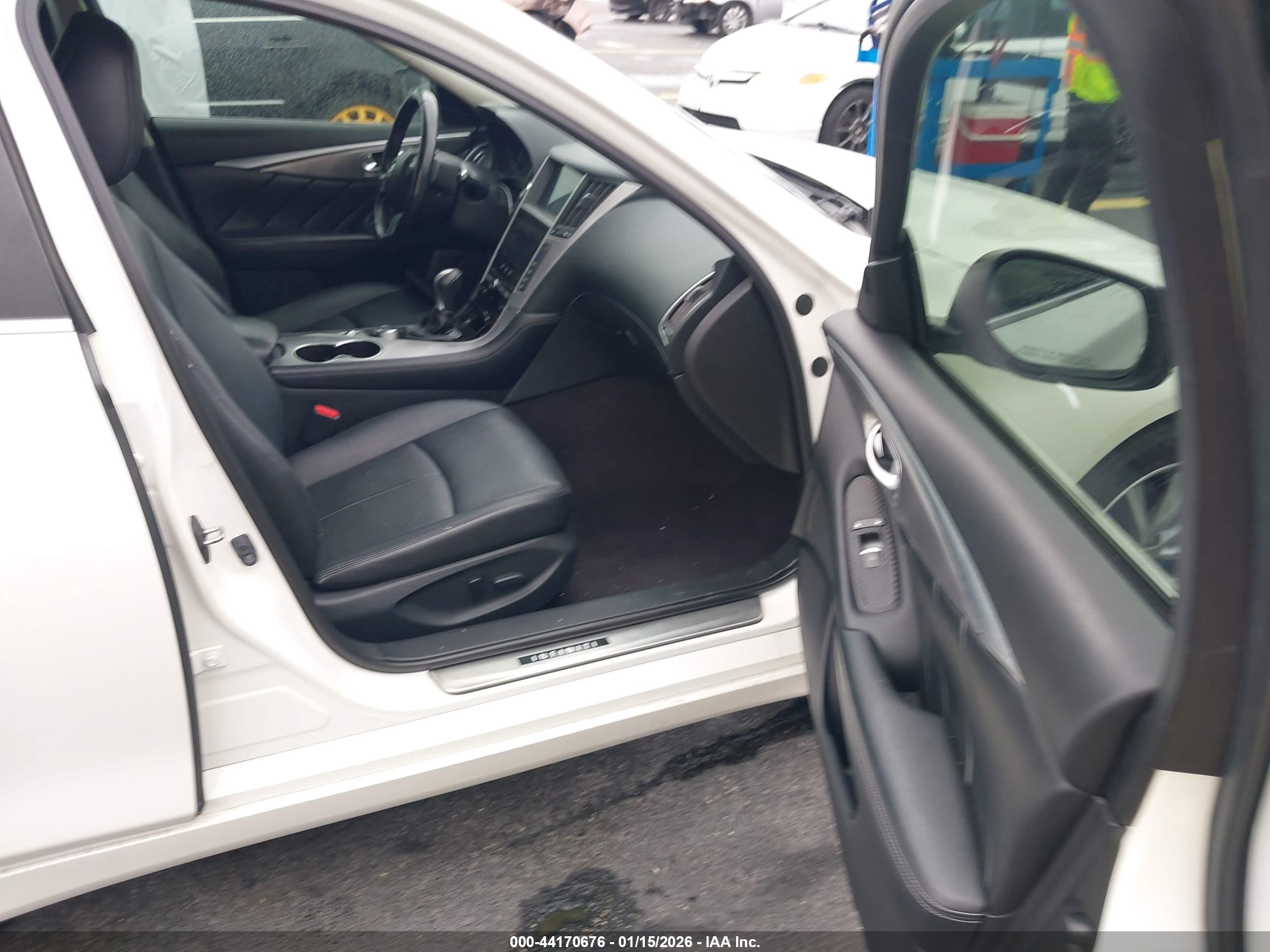INFINITI Q50 image 5