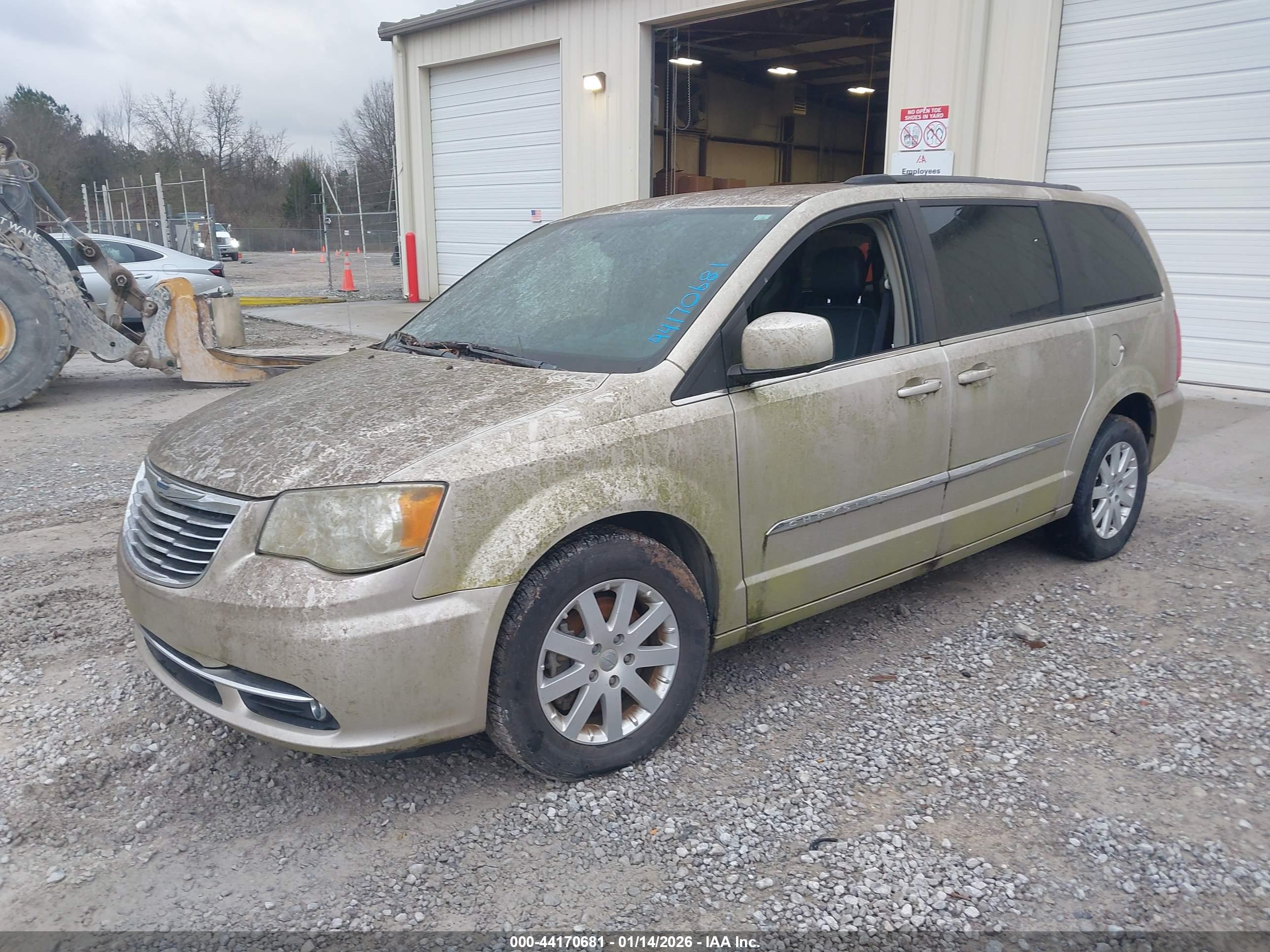 CHRYSLER TOWN image 2