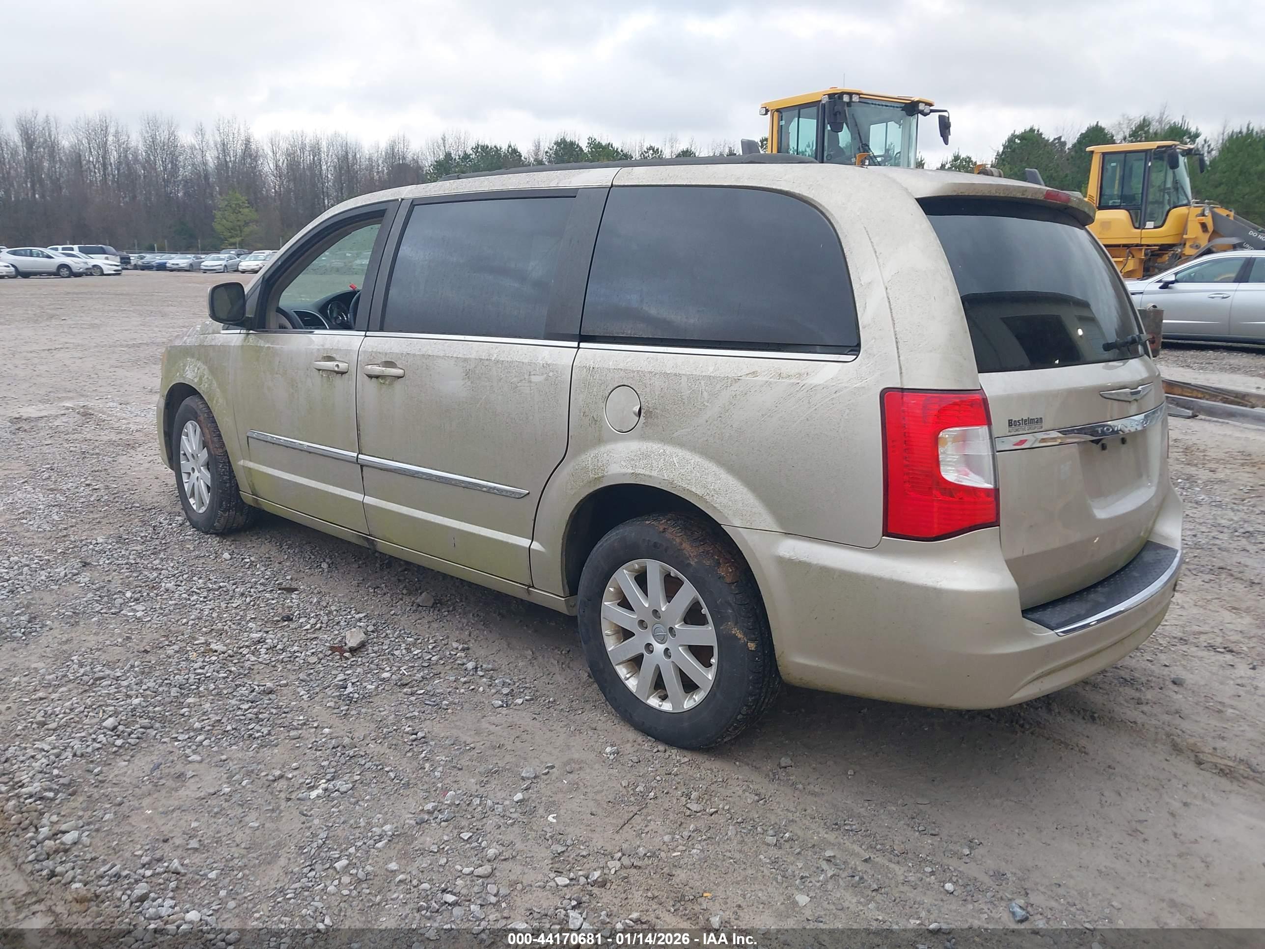 CHRYSLER TOWN image 3