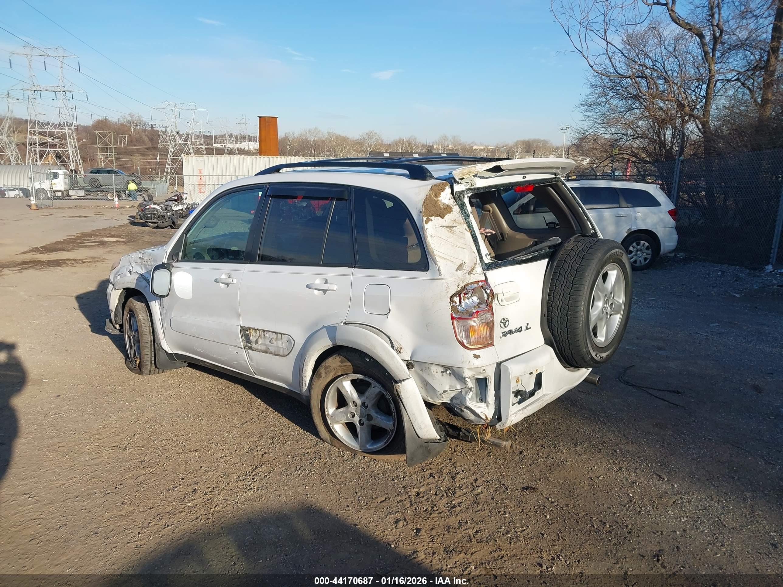 TOYOTA RAV4 image 6