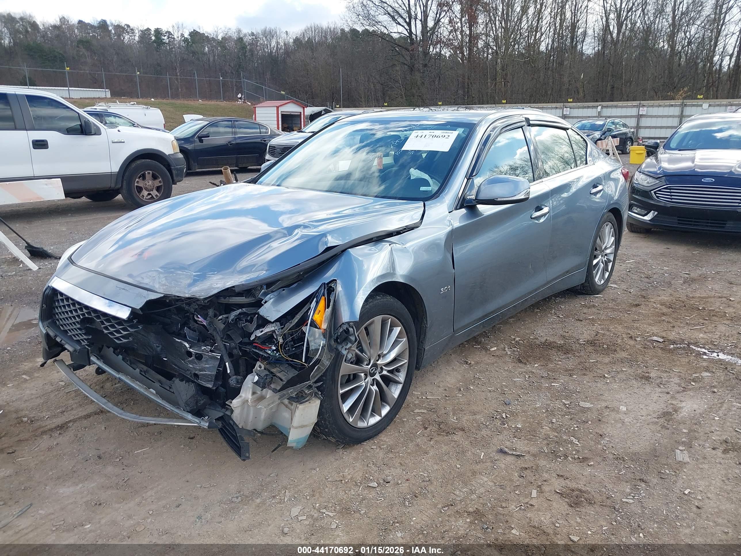 INFINITI Q50 image 2