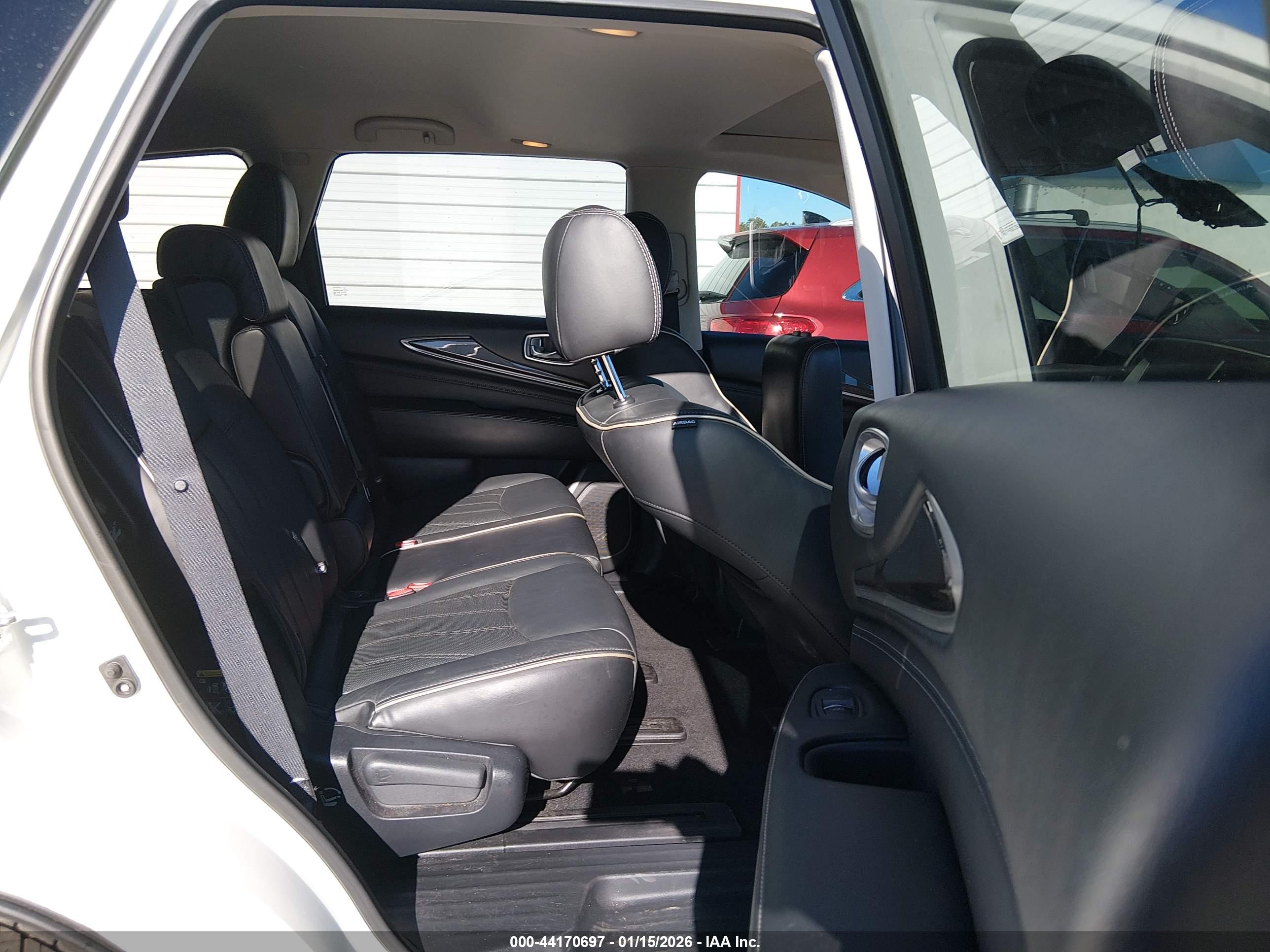INFINITI QX60 image 8