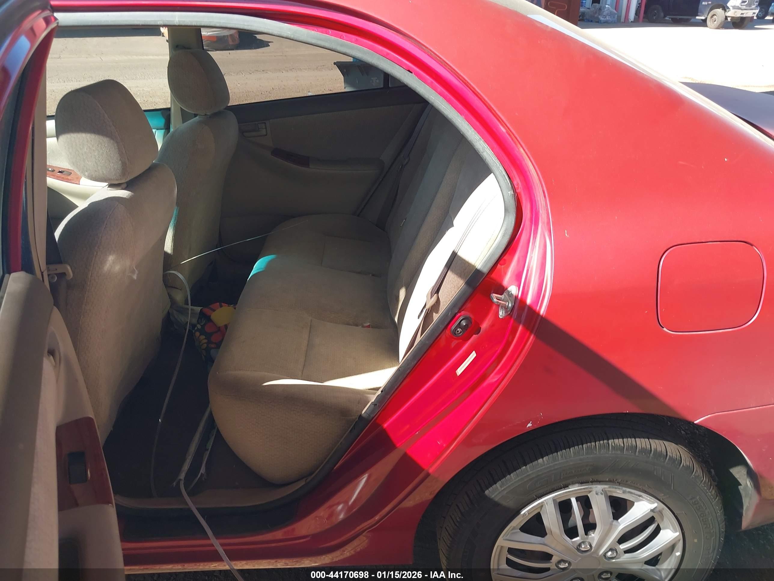 TOYOTA COROLLA image 8
