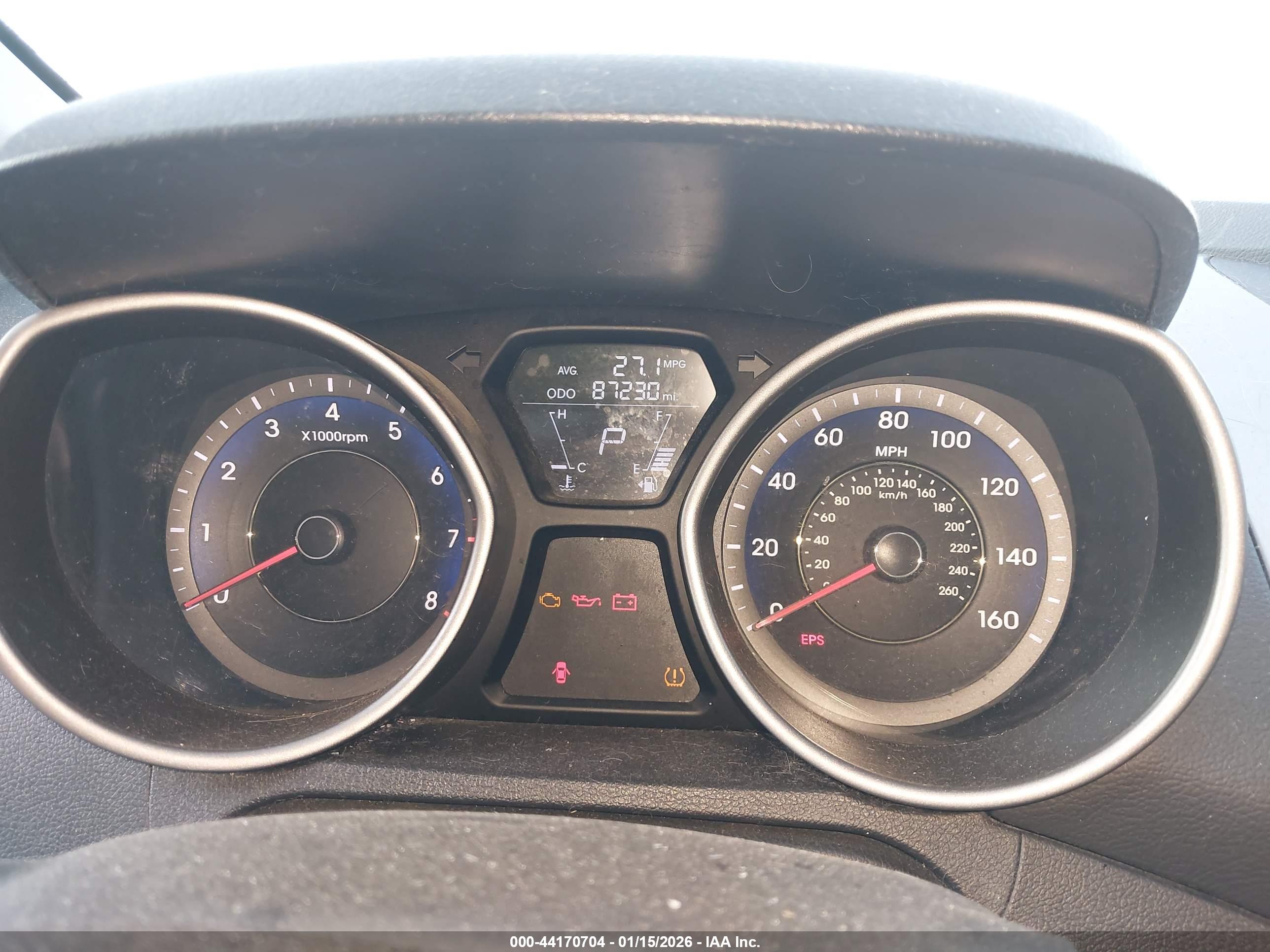 HYUNDAI ELANTRA image 7