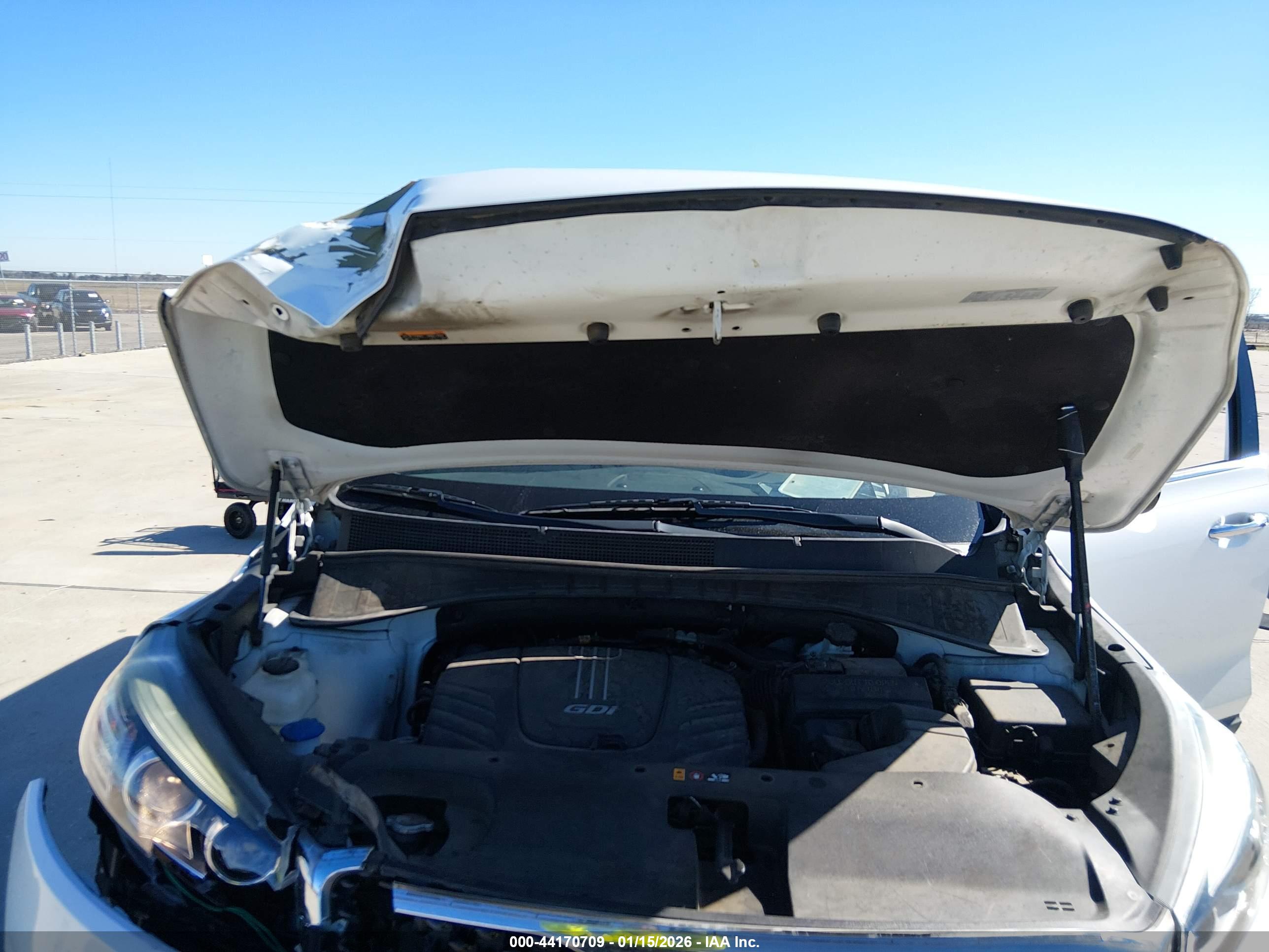 KIA SORENTO image 10