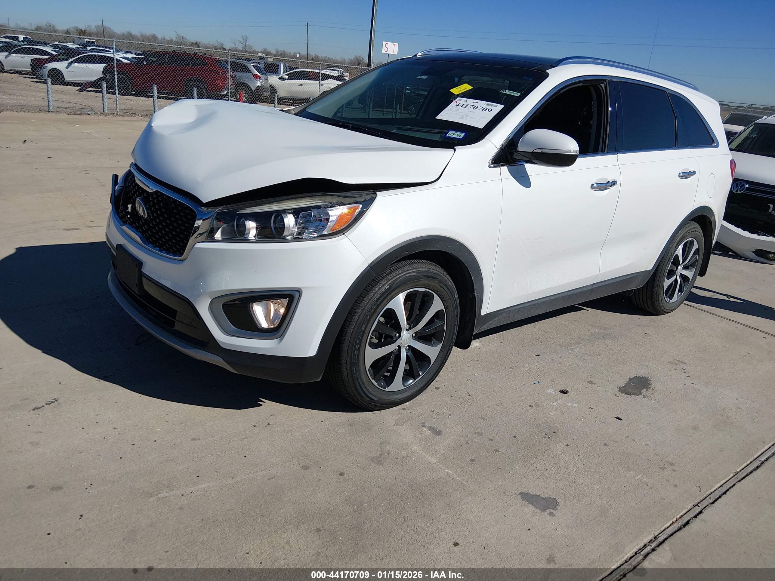 KIA SORENTO image 2