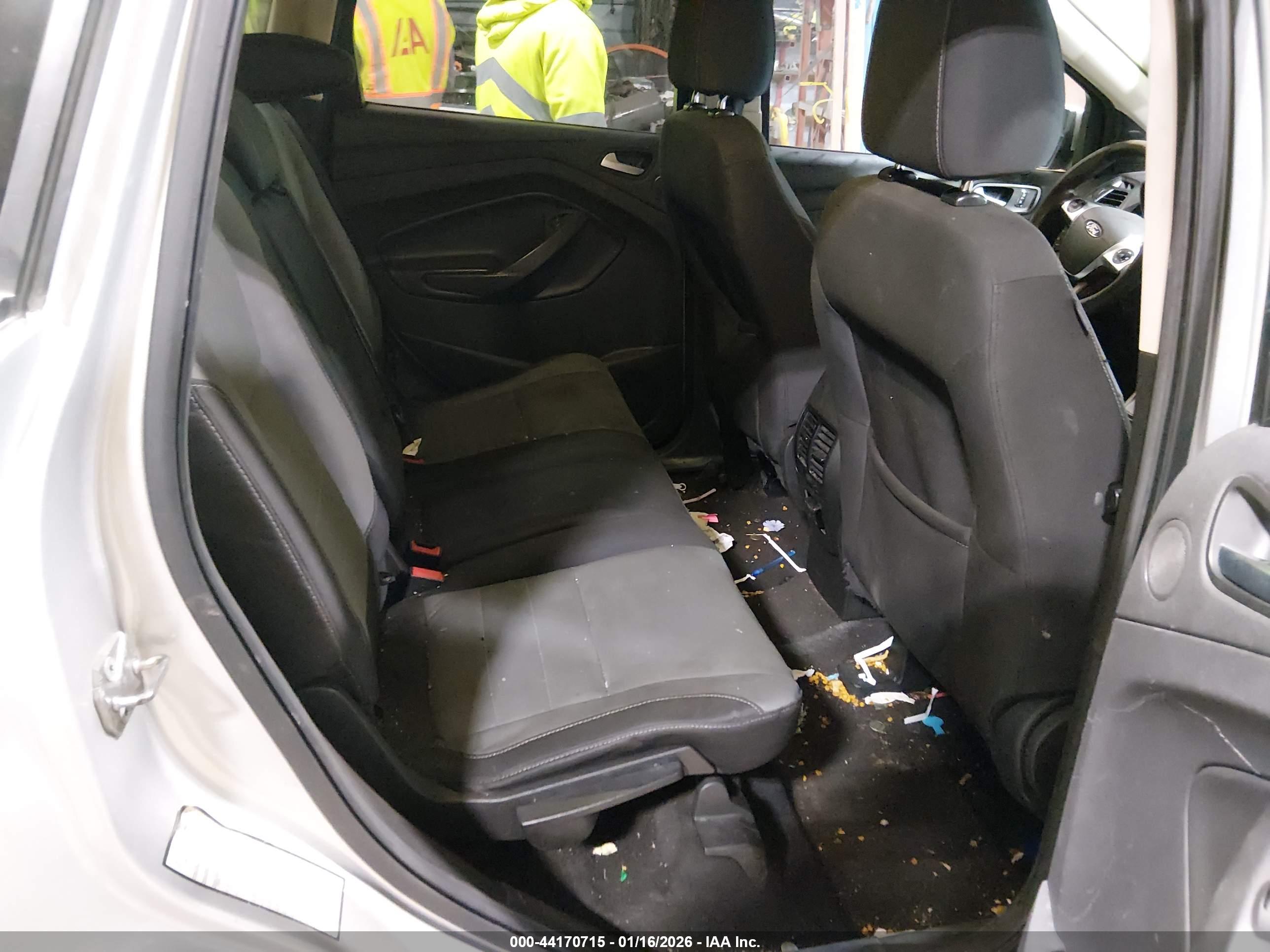 FORD ESCAPE image 8