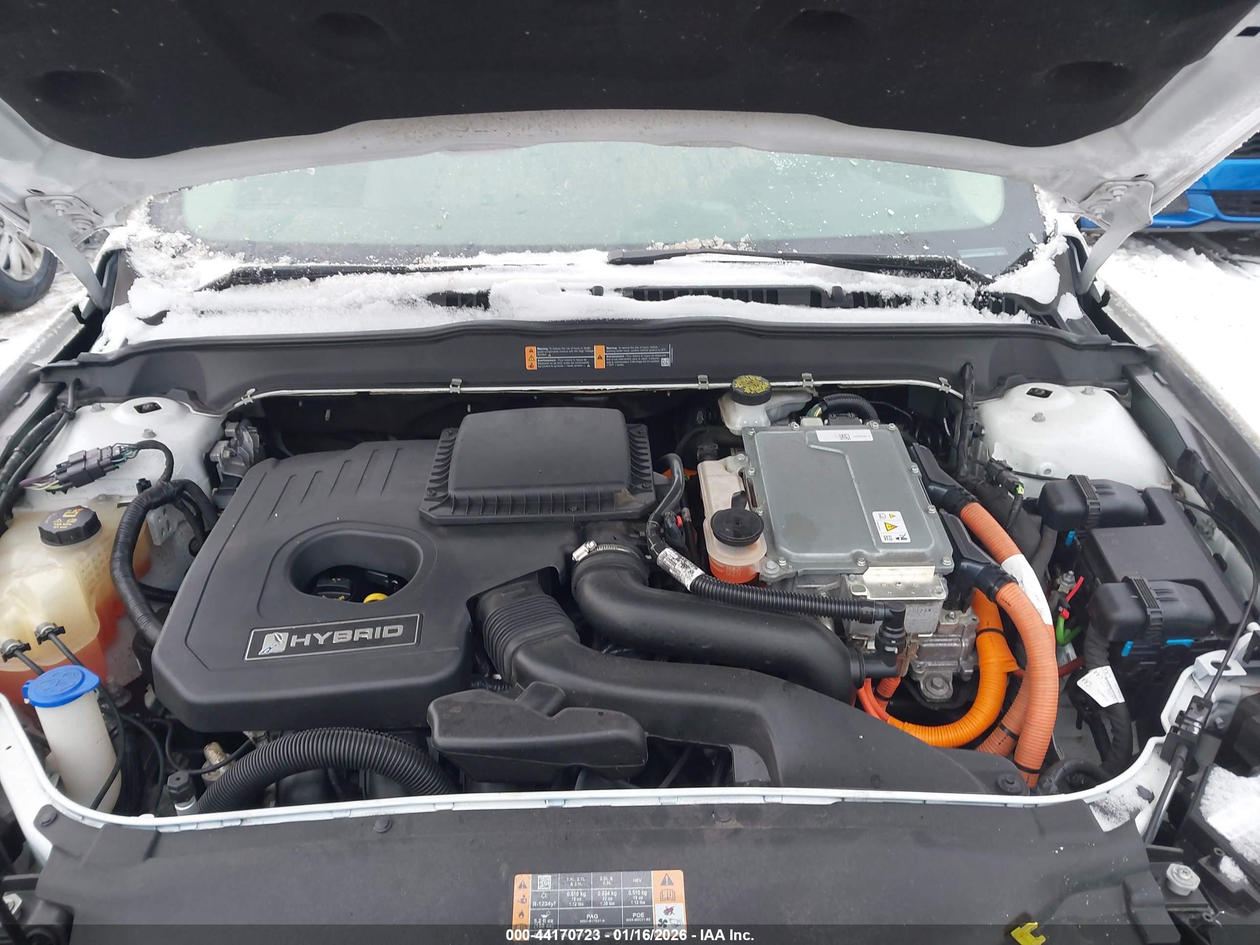 FORD FUSION image 10