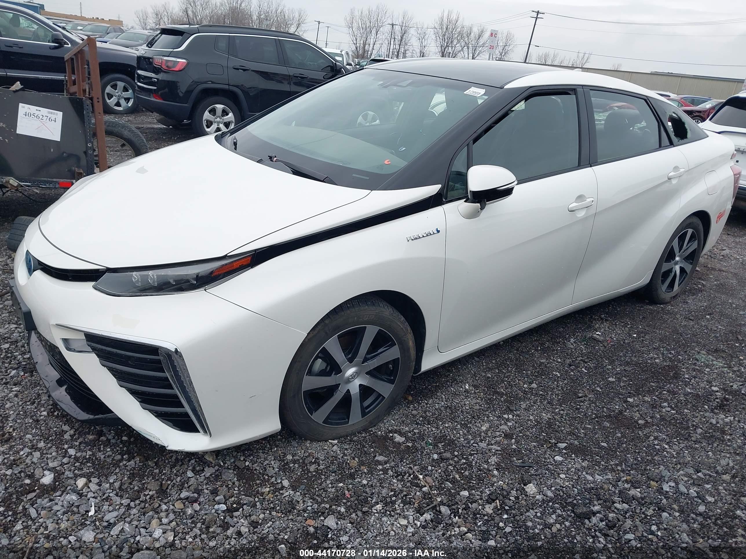 TOYOTA MIRAI image 2