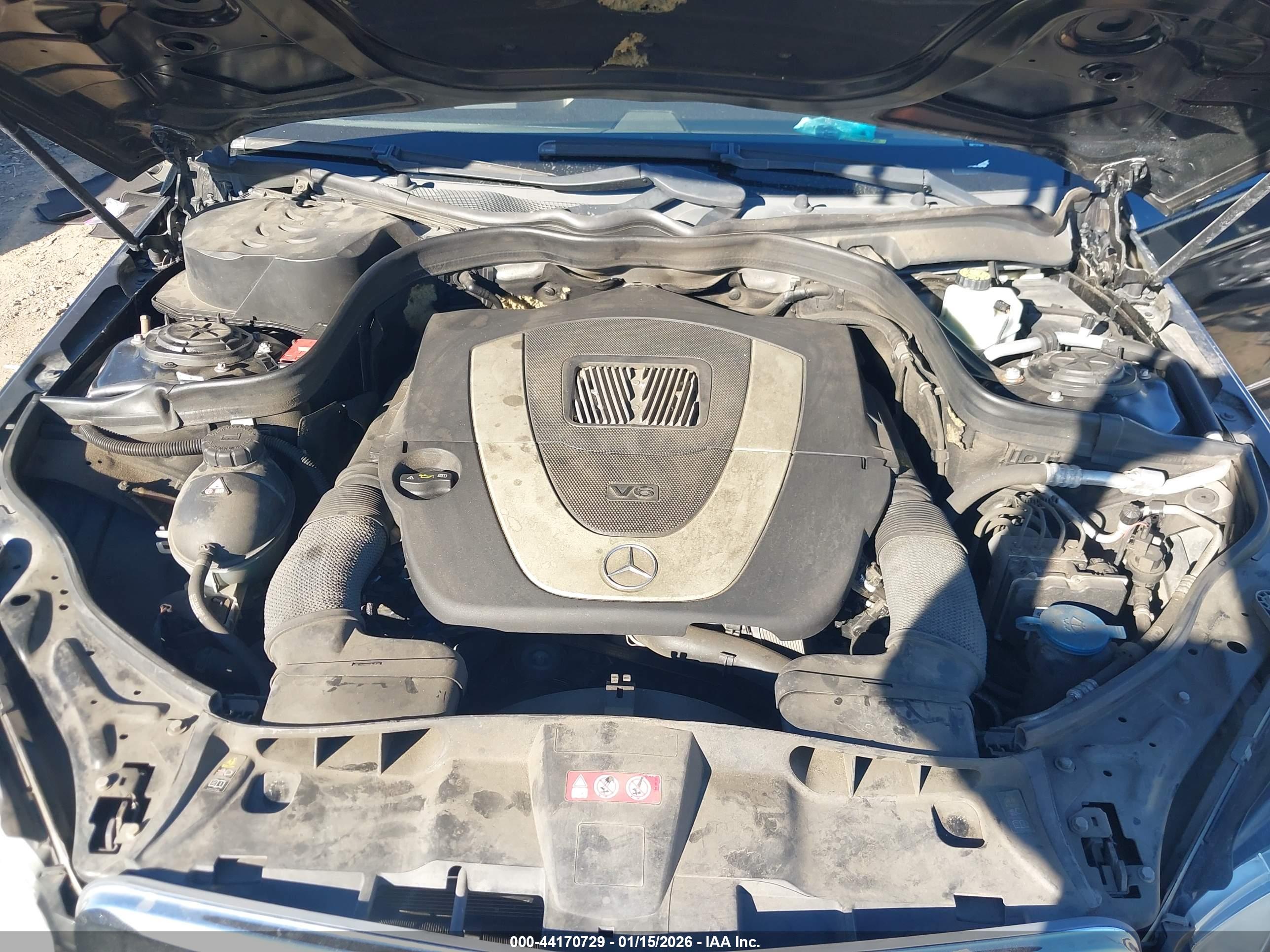 MERCEDES-BENZ E image 10