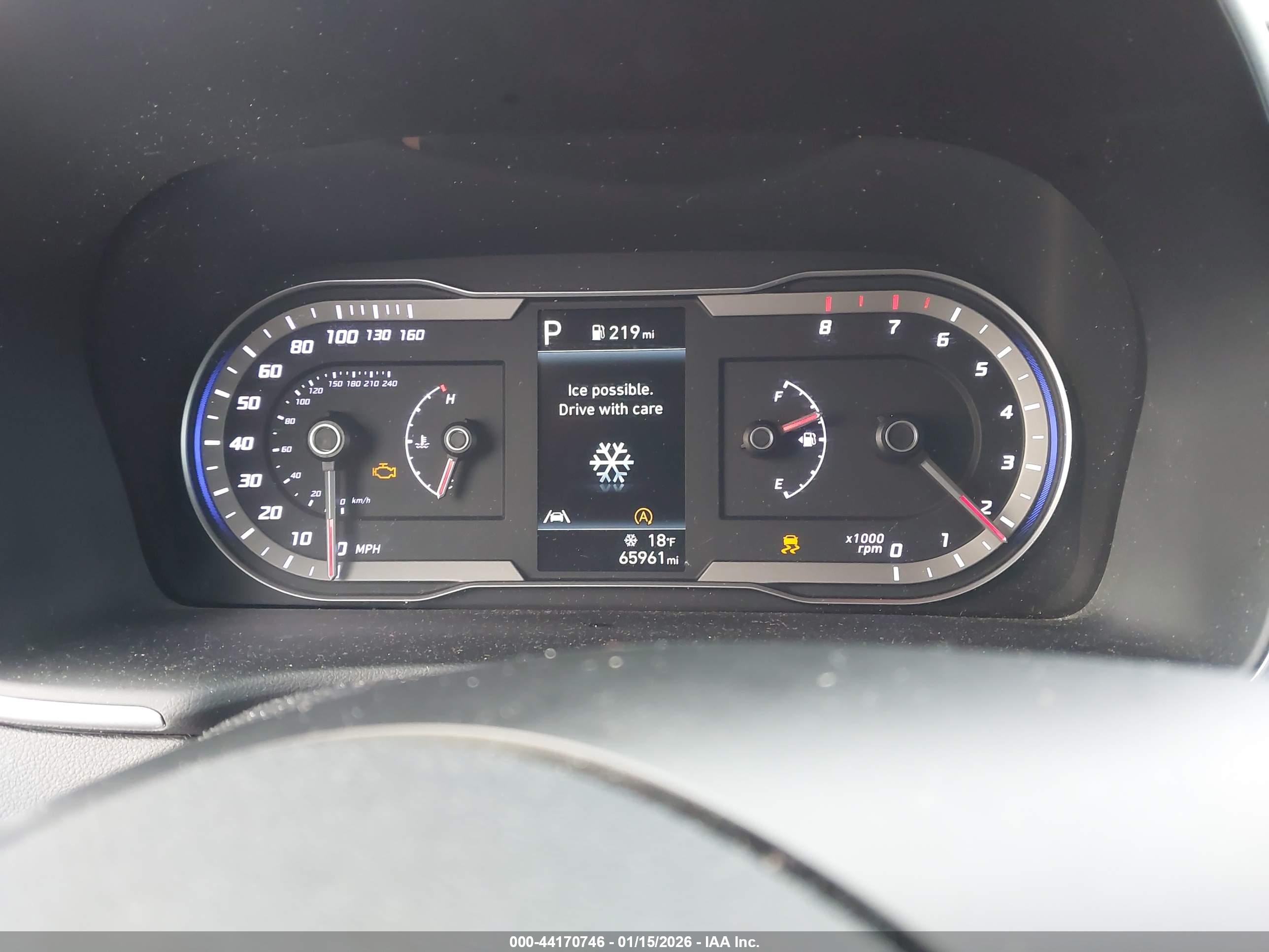 HYUNDAI TUCSON image 7