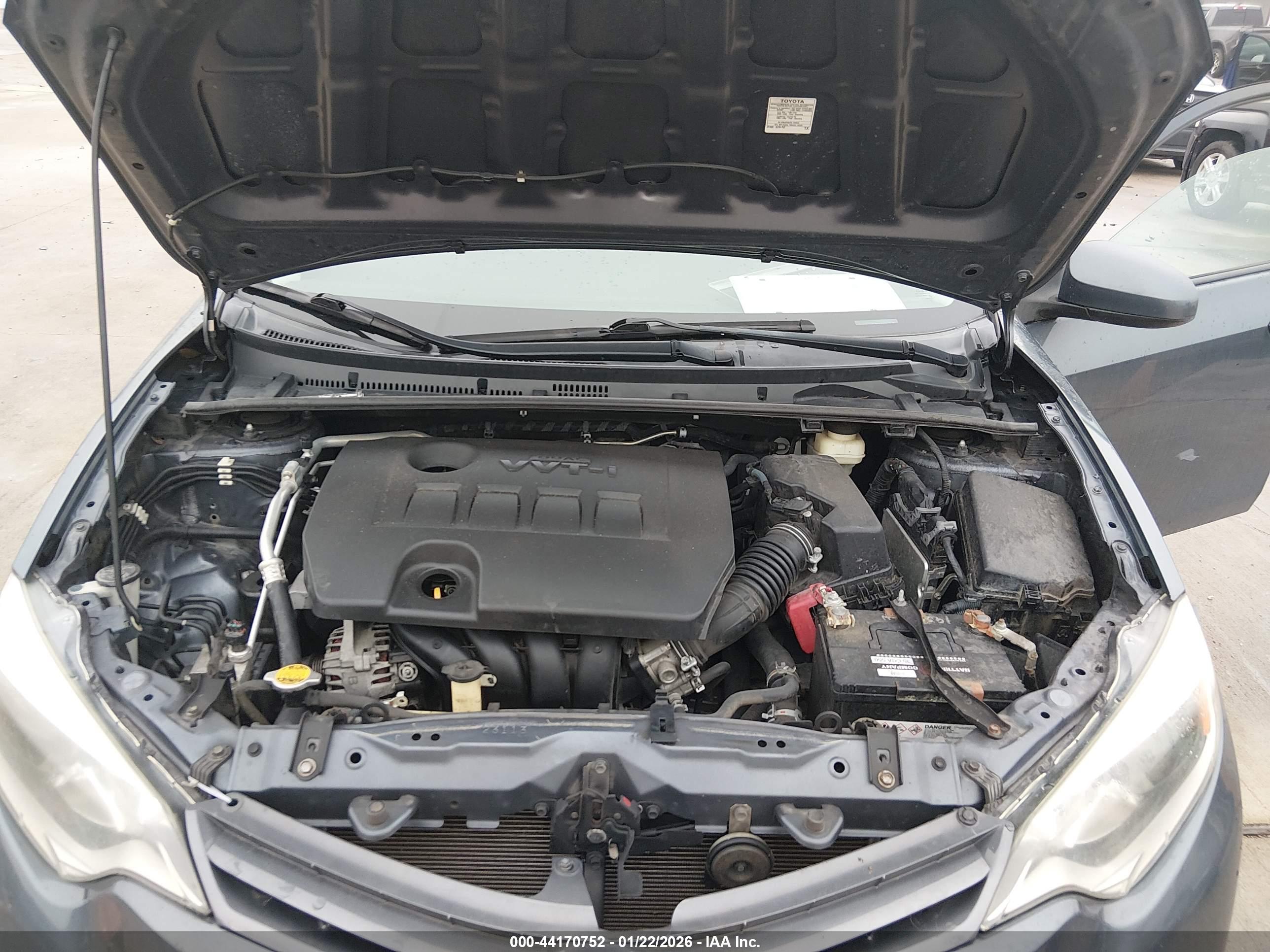 TOYOTA COROLLA image 10