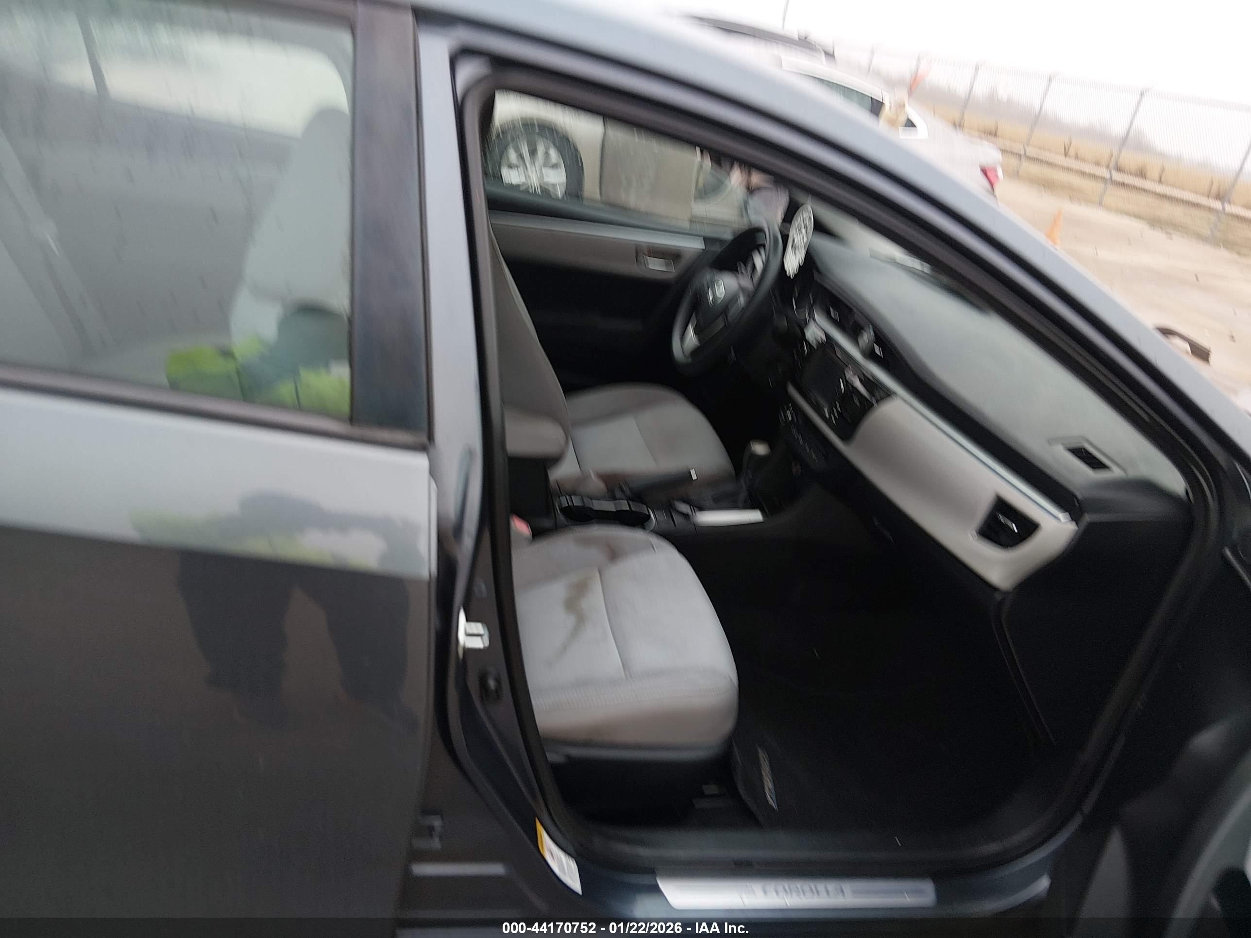TOYOTA COROLLA image 5