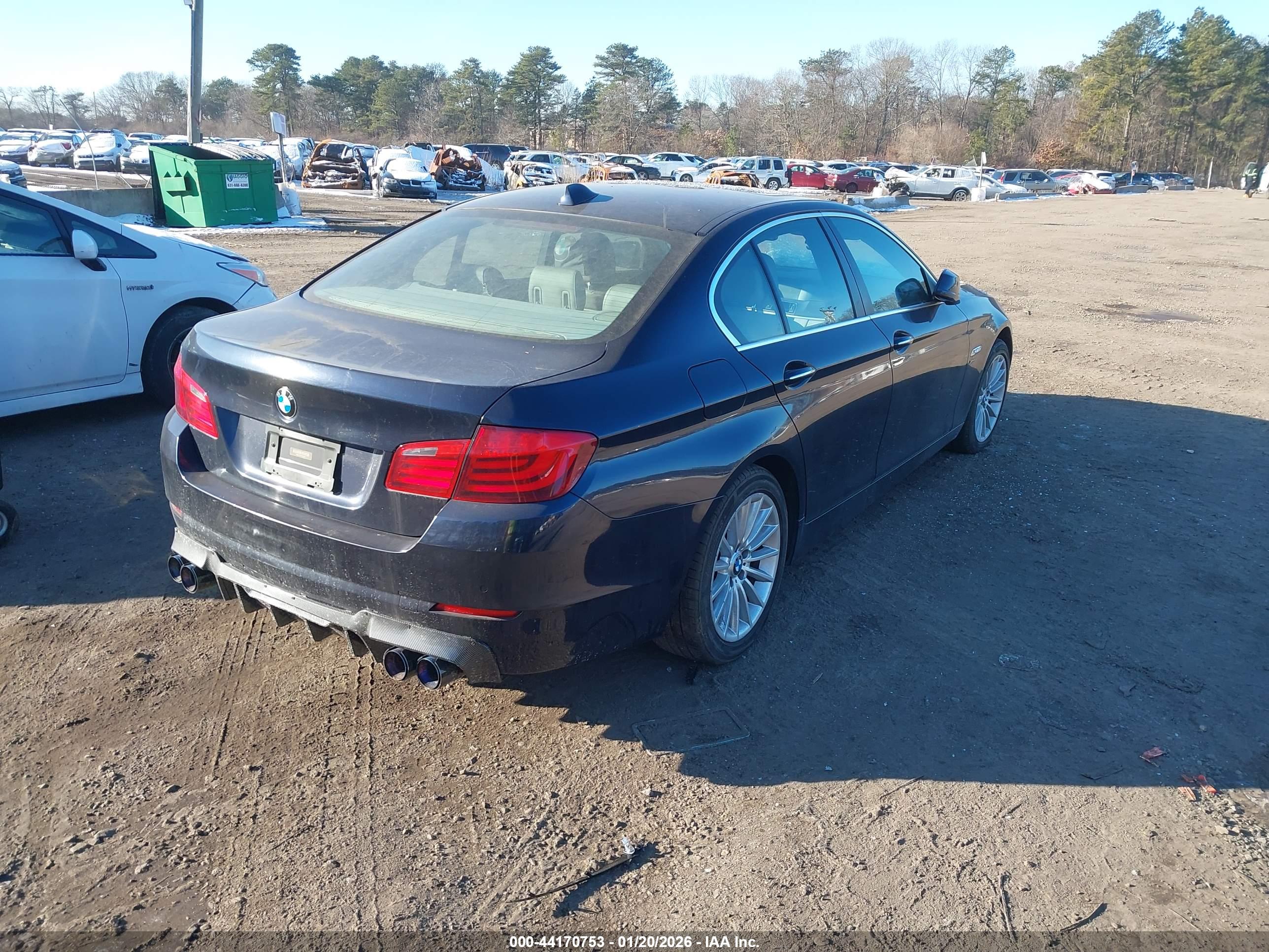 BMW 535I image 4
