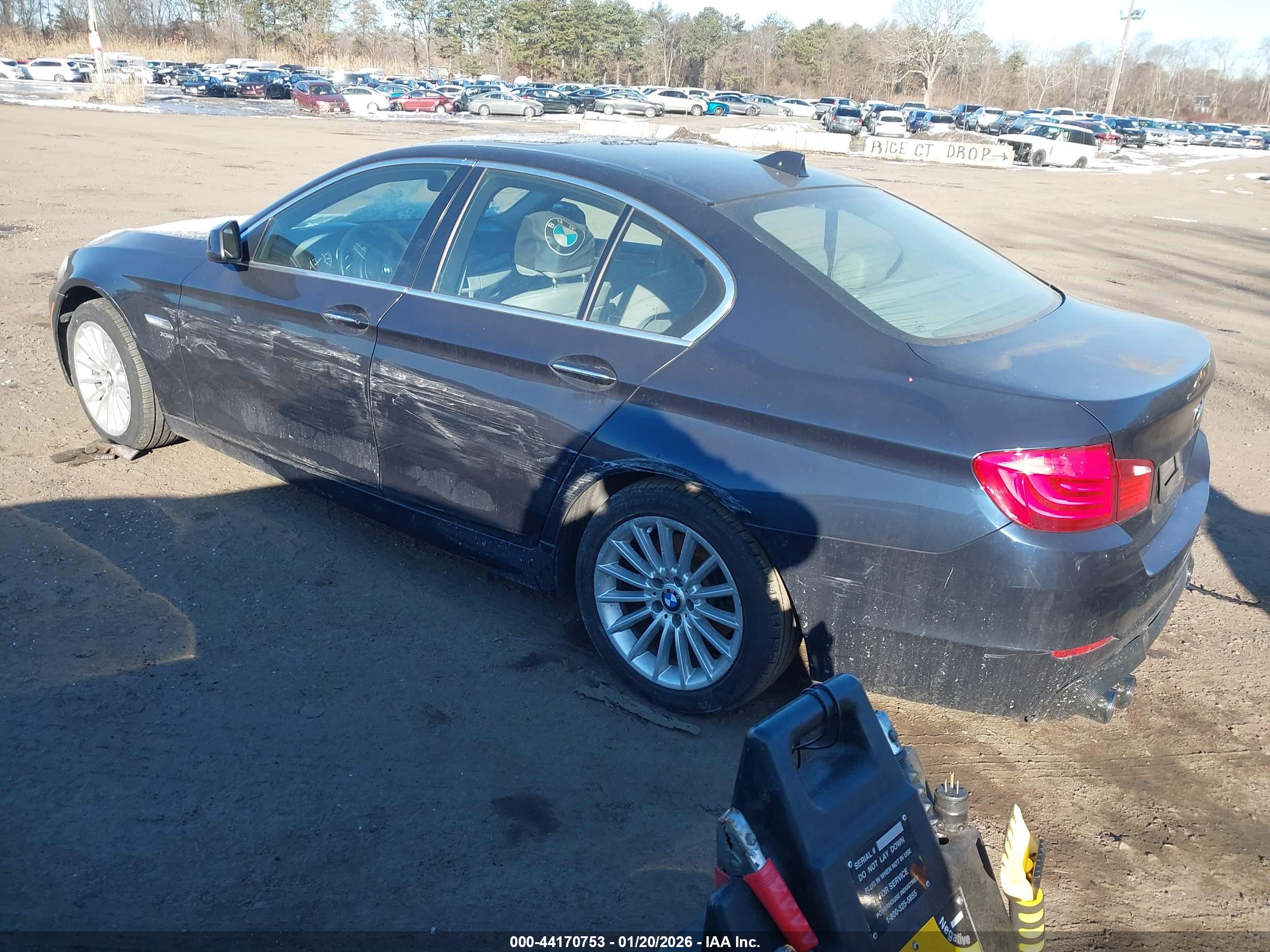 BMW 535I image 6