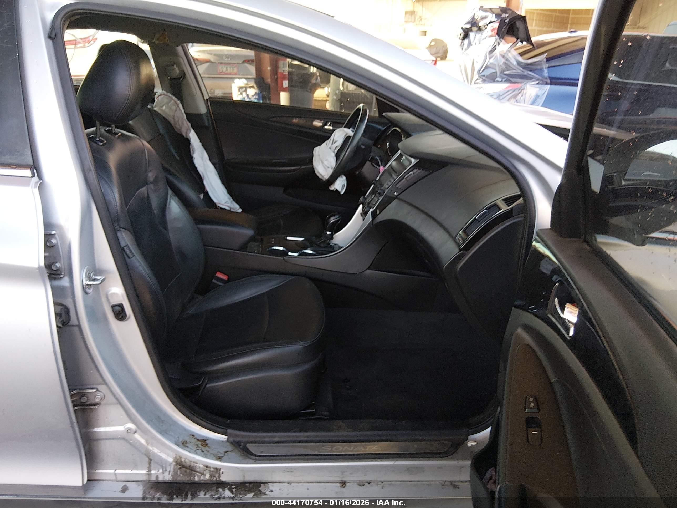 HYUNDAI SONATA image 5