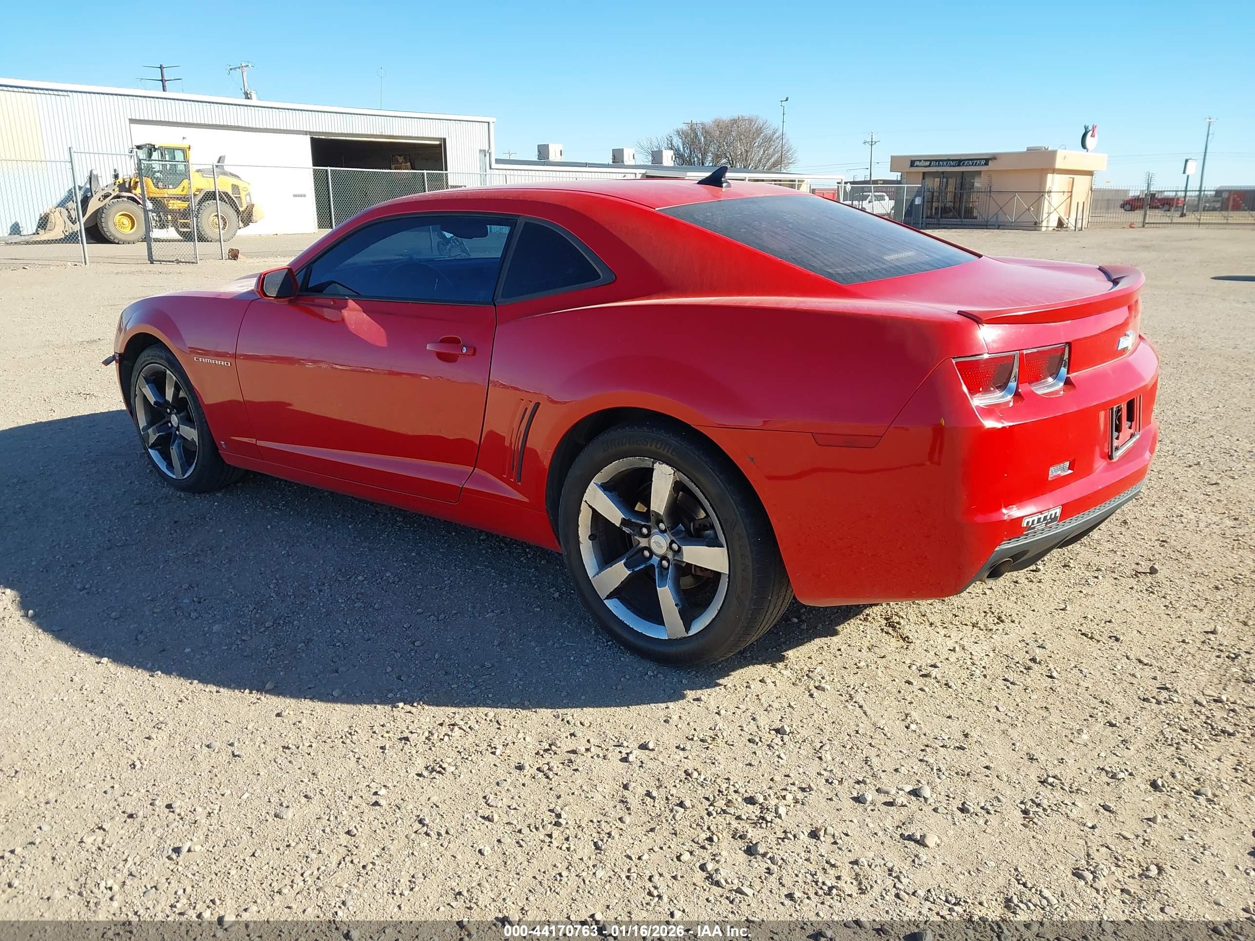 CHEVROLET CAMARO image 3