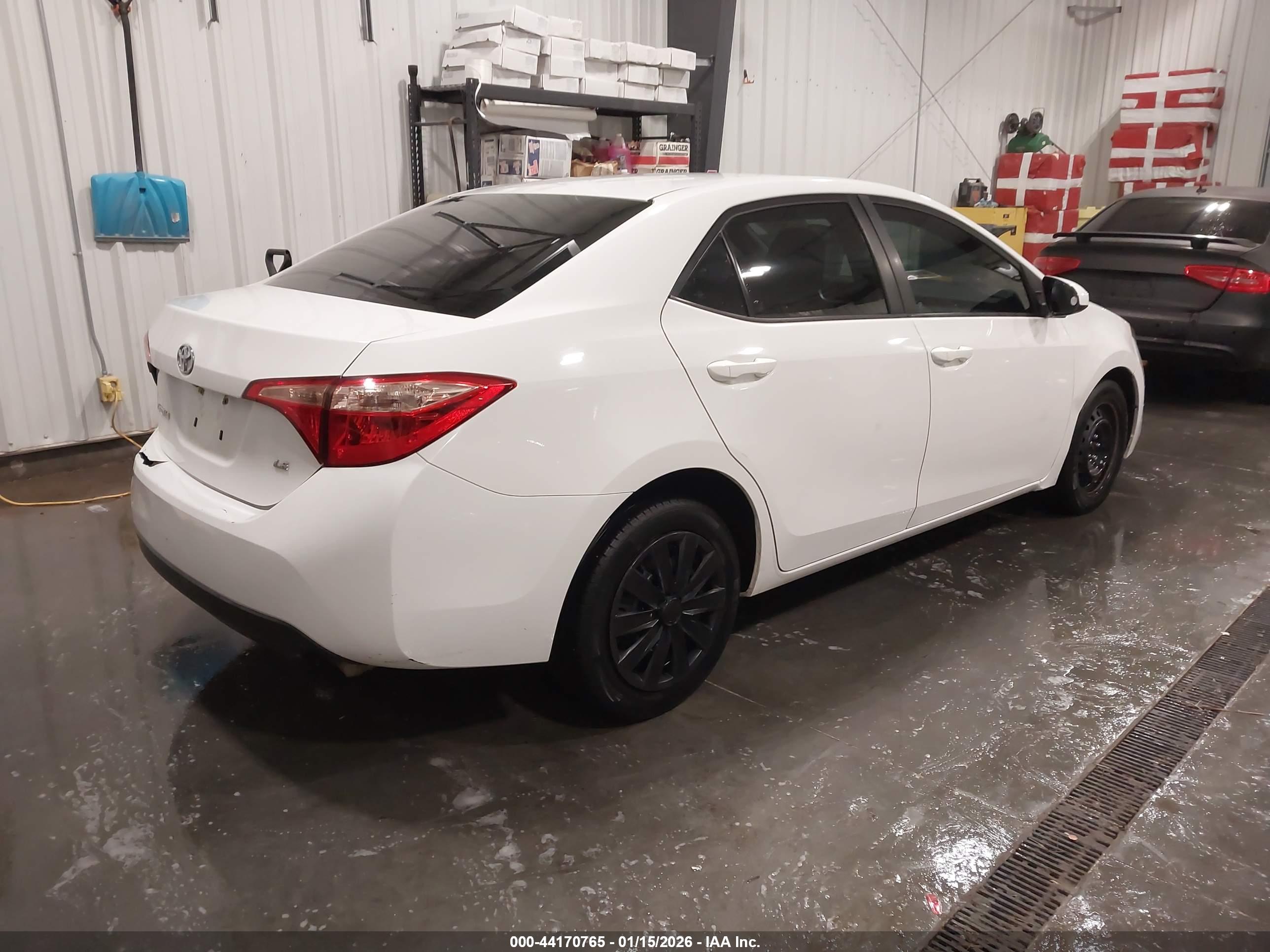 TOYOTA COROLLA image 4