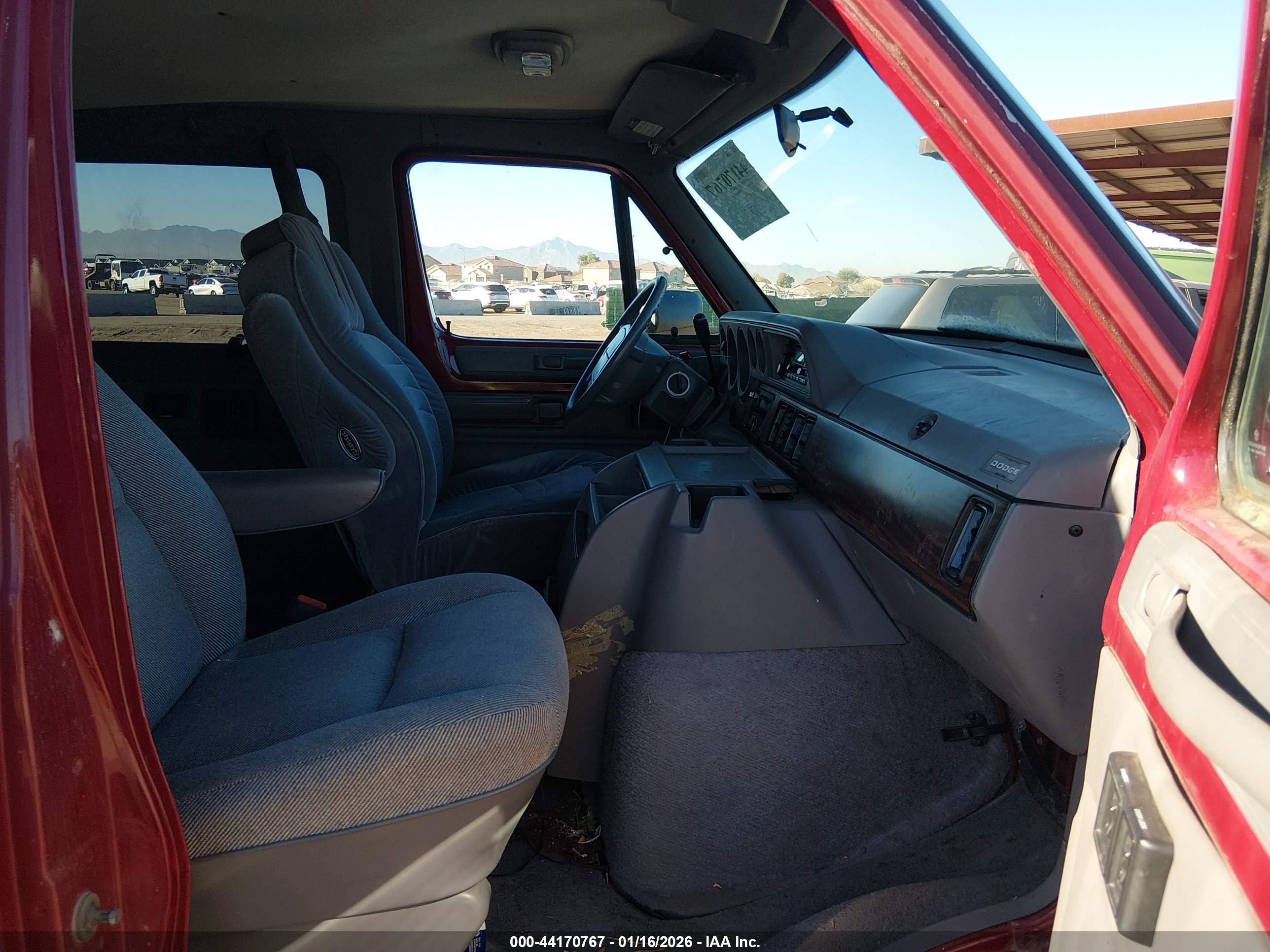 DODGE RAM image 5