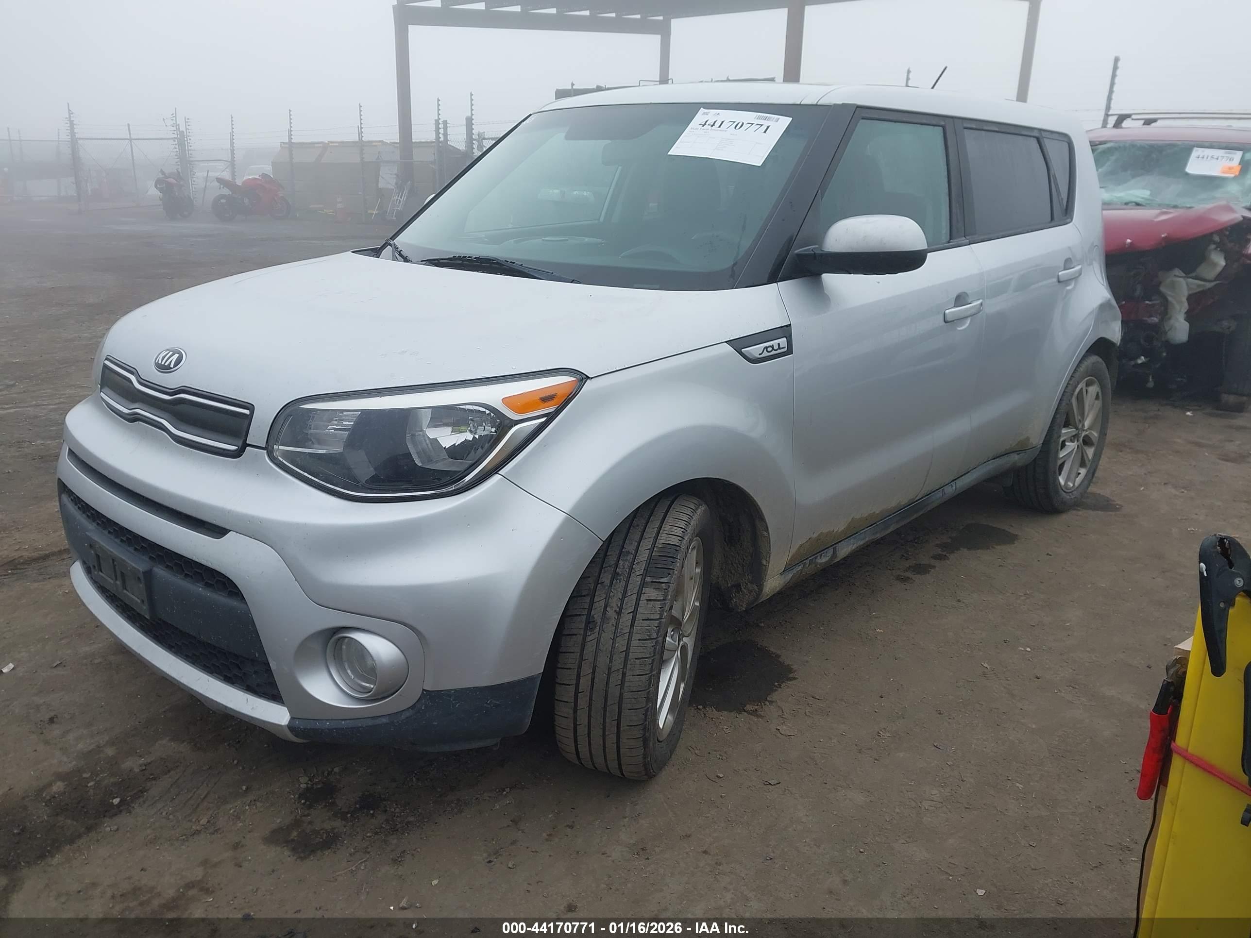 KIA SOUL image 2