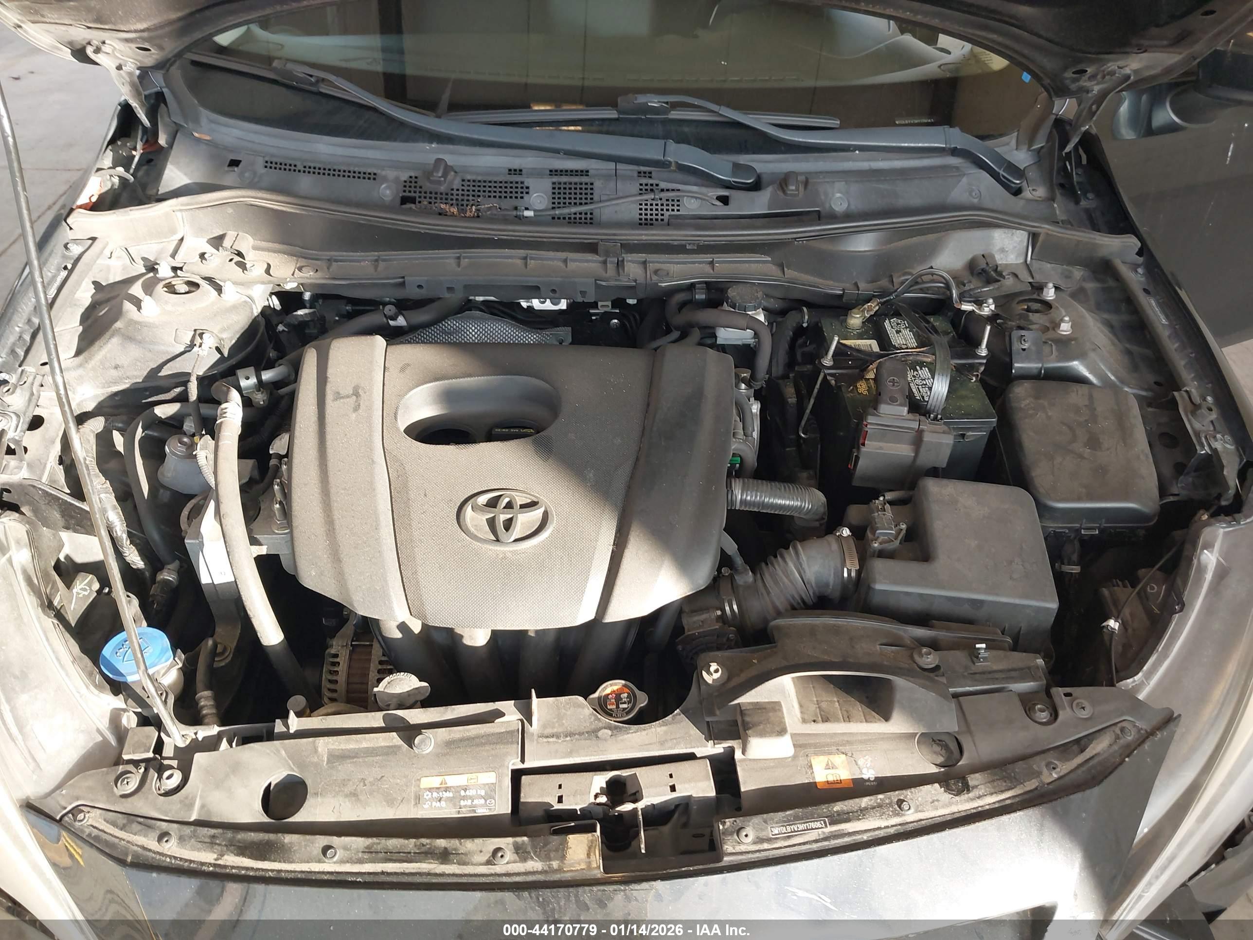 TOYOTA YARIS image 10