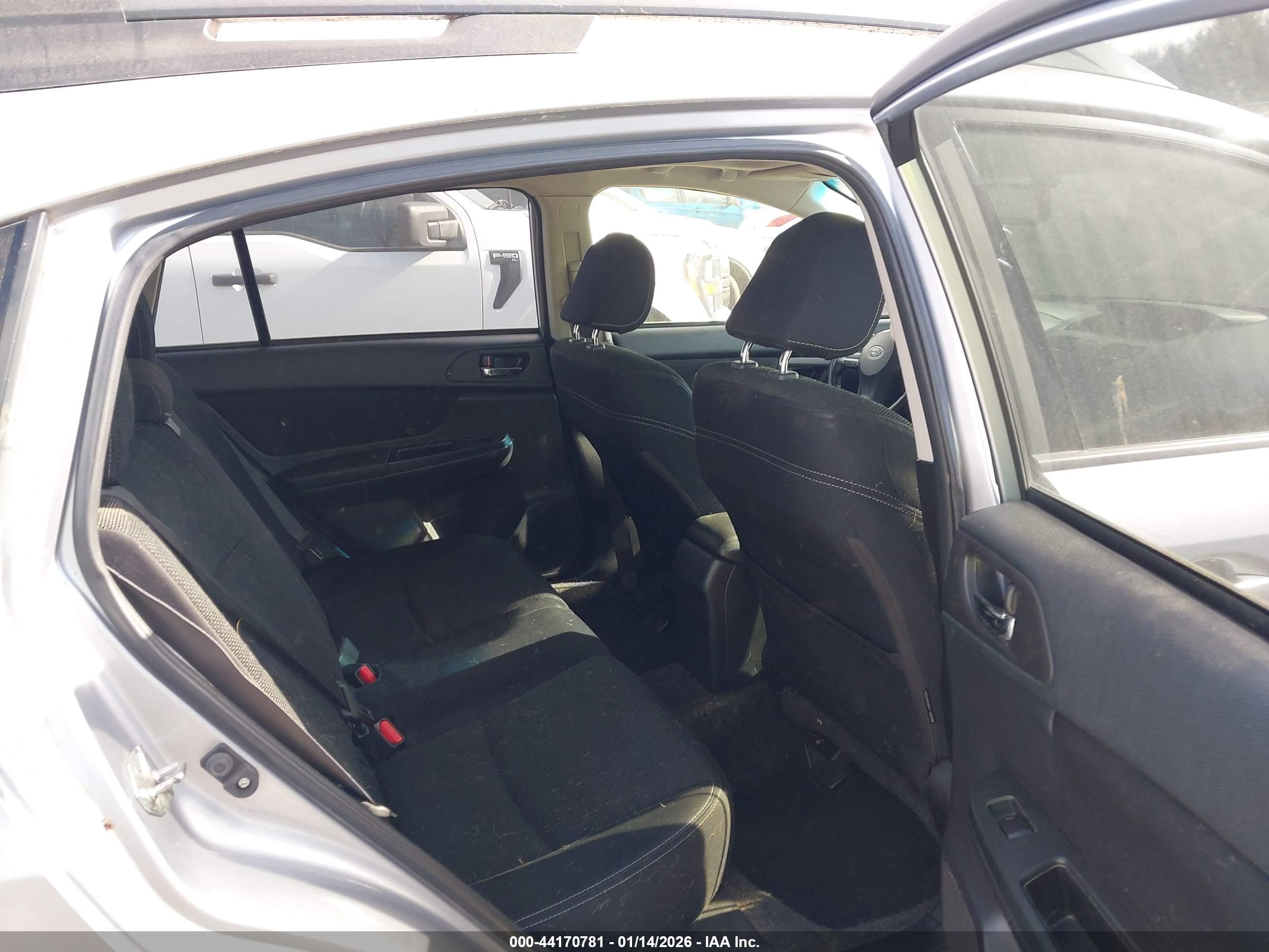 SUBARU XV image 8
