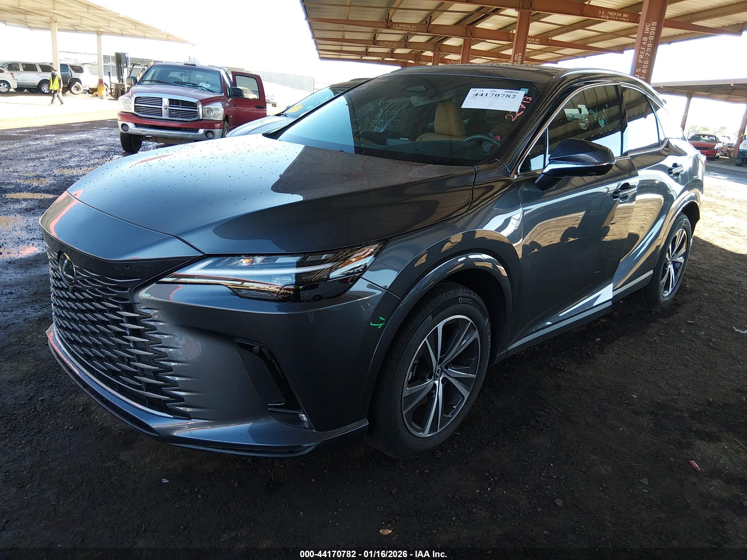 LEXUS RX image 2